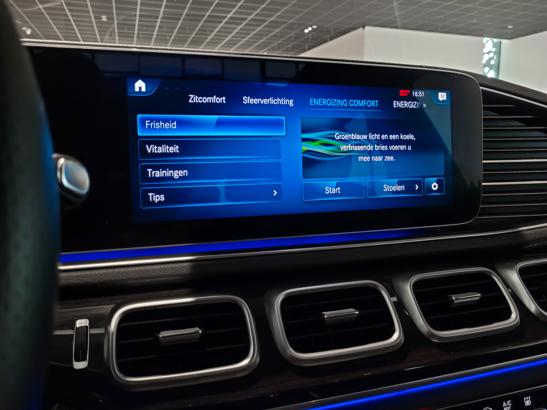 Mercedes-Benz GLE Coupé 400 d 4-M AMG Night | Luchtvering | Keyless | HUD | Stoelkoeling | Rij-Assistentie Plus | Nappa | Trekhaak Foto 25