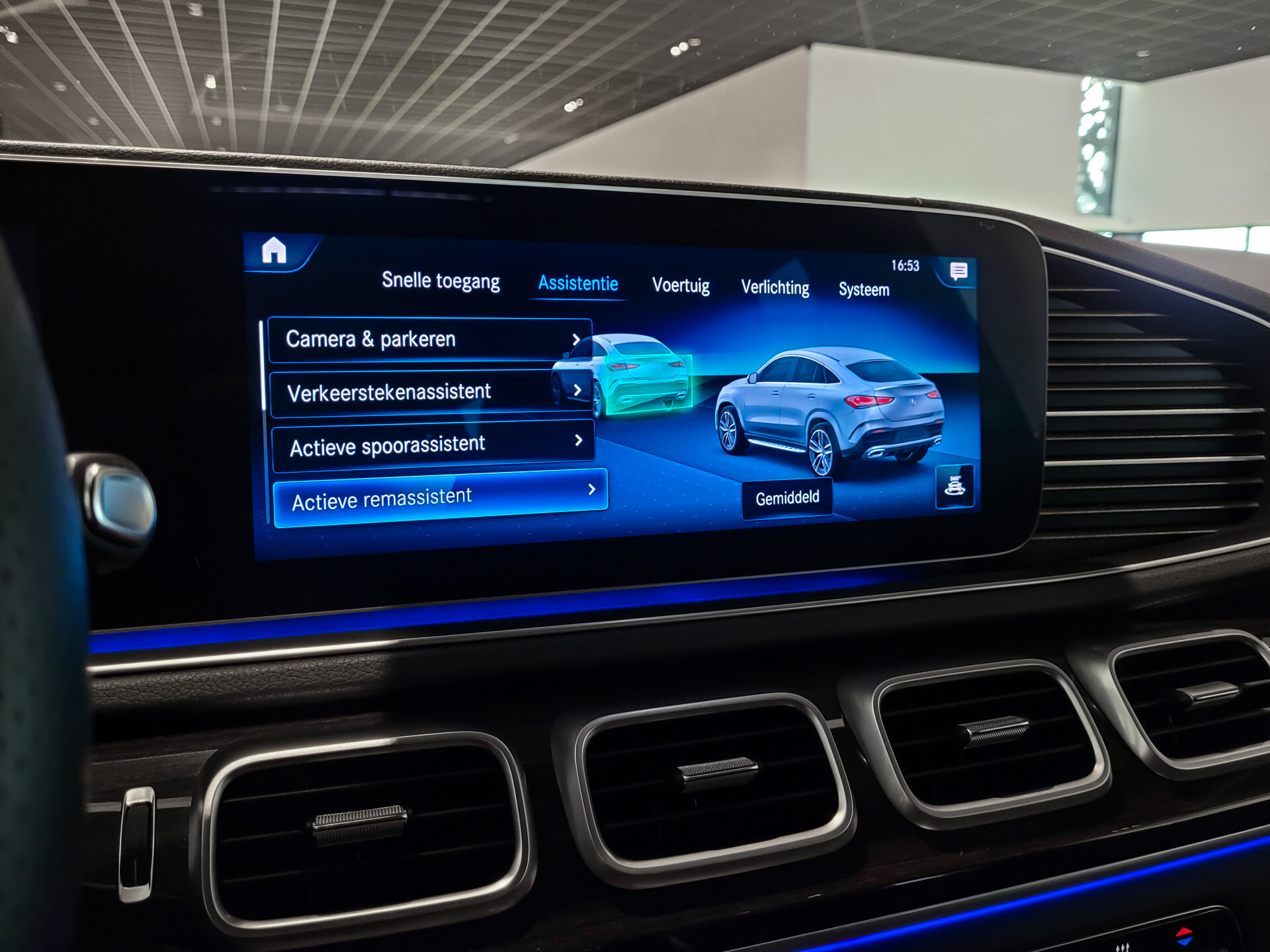 Mercedes-Benz GLE Coupé 400 d 4-M AMG Night | Luchtvering | Keyless | HUD | Stoelkoeling | Rij-Assistentie Plus | Nappa | Trekhaak Foto 37