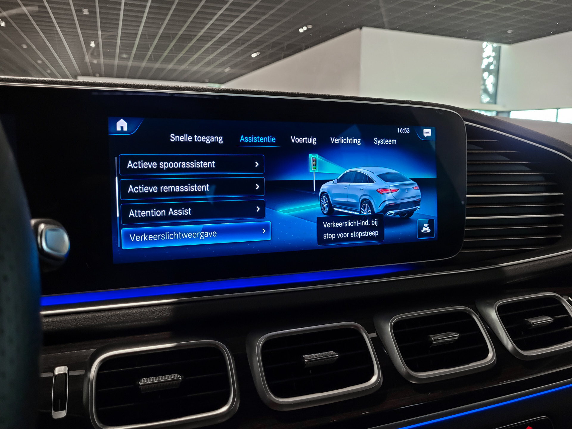 Mercedes-Benz GLE Coupé 400 d 4-M AMG Night | Luchtvering | Keyless | HUD | Stoelkoeling | Rij-Assistentie Plus | Nappa | Trekhaak Foto 39