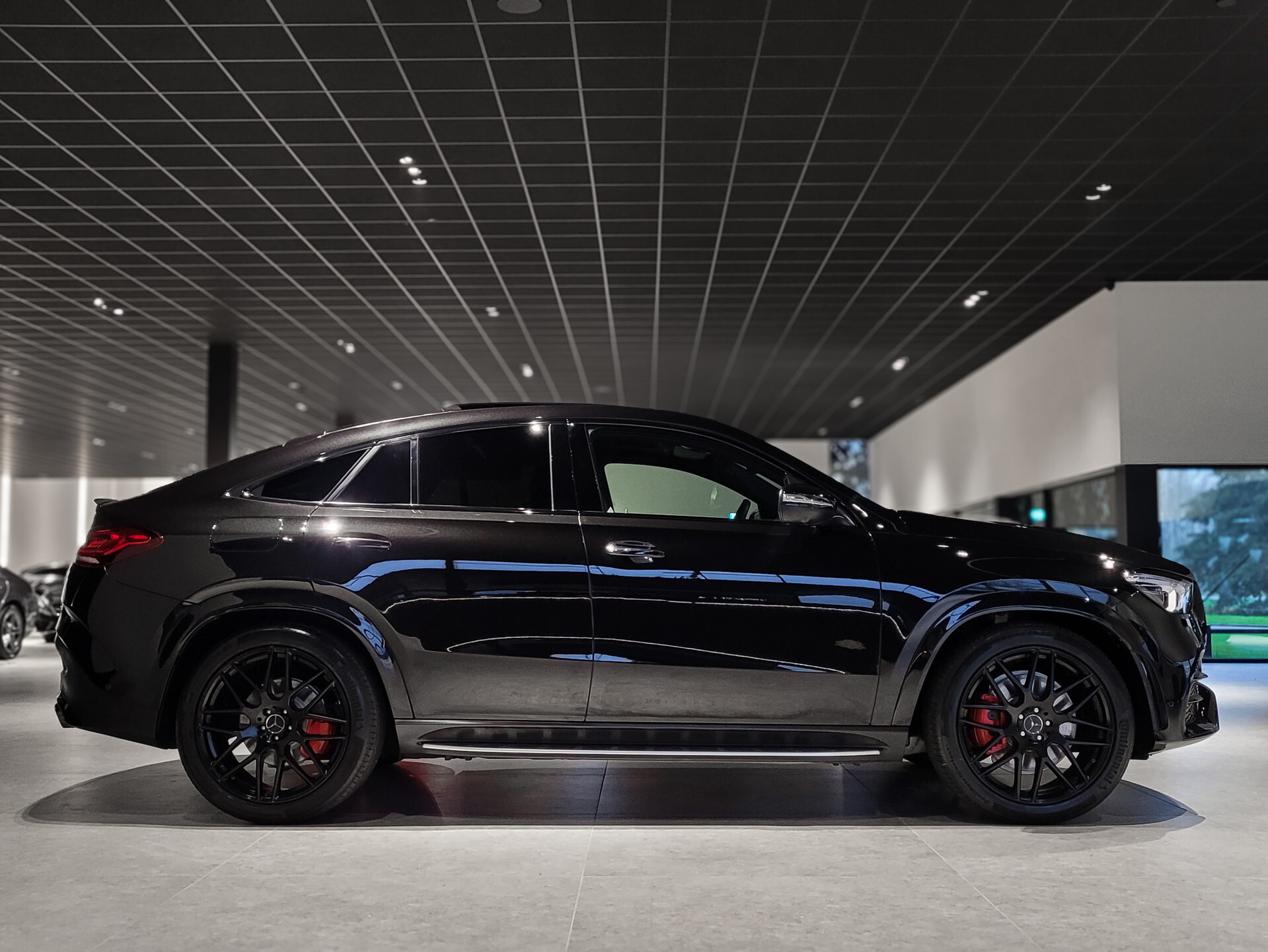 Mercedes-Benz GLE 350d Coupé 4-M AMG Blackline | Full Options Aut9 Foto 3