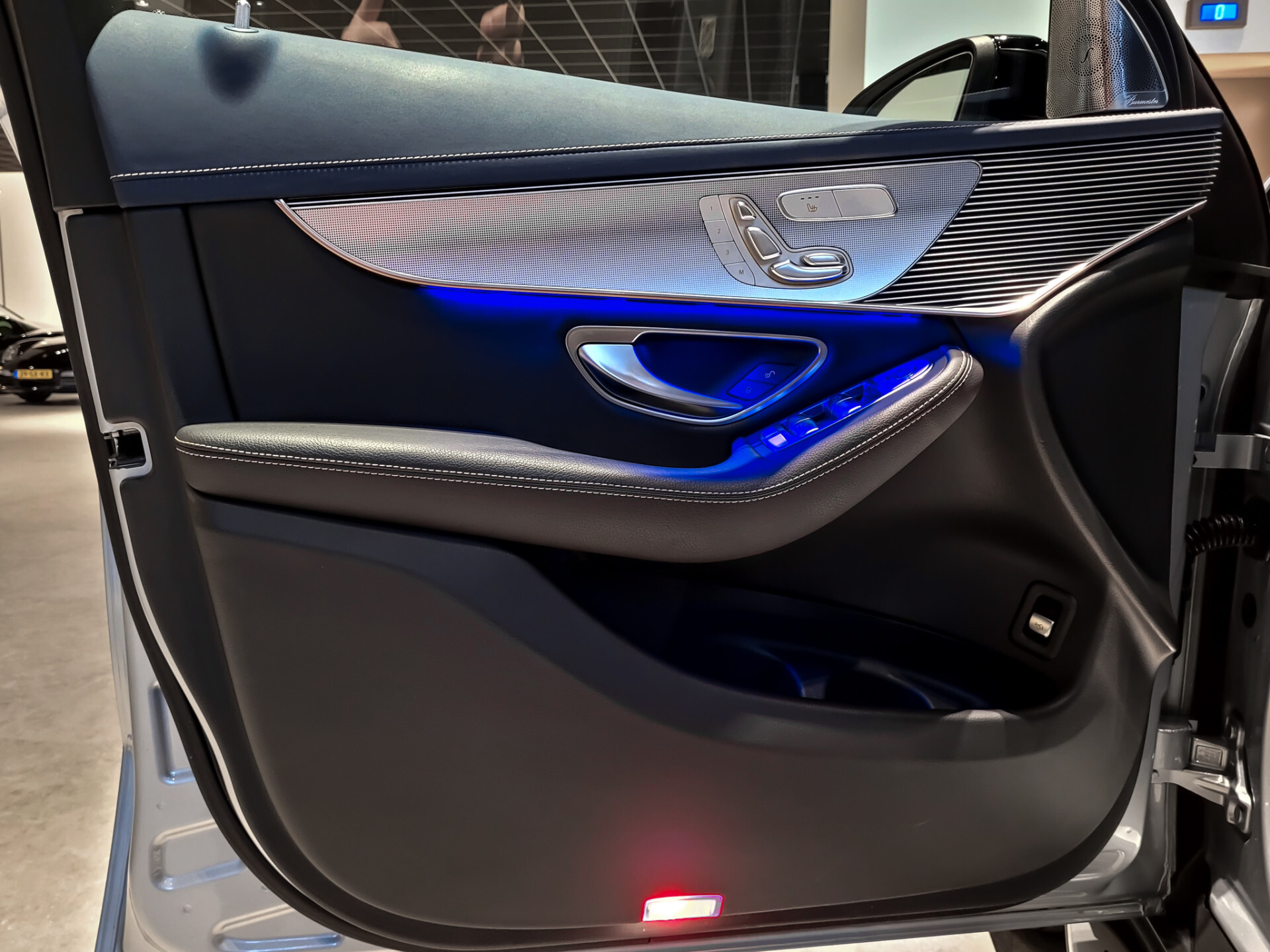 Mercedes-Benz EQC 400 4MATIC Premium 80 kWh Edition 1886 Foto 10