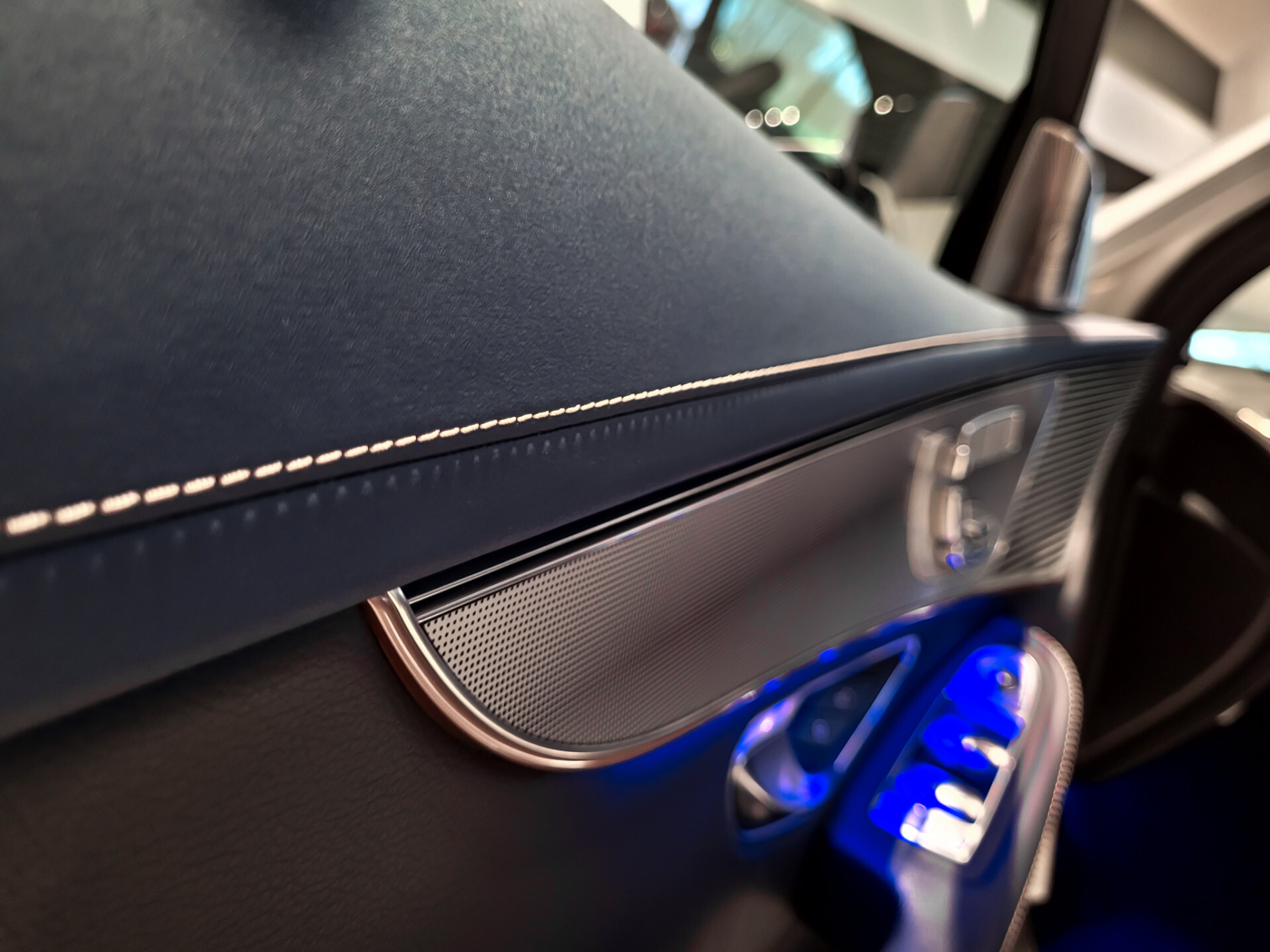 Mercedes-Benz EQC 400 4MATIC Premium 80 kWh Edition 1886 Foto 16