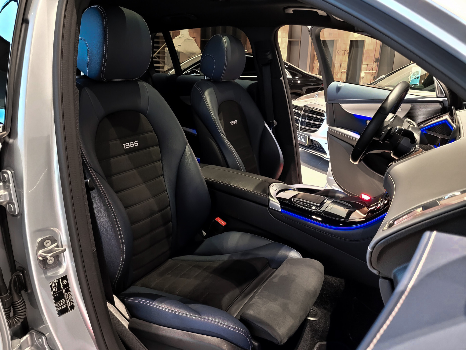 Mercedes-Benz EQC 400 4MATIC Premium 80 kWh Edition 1886 Foto 3