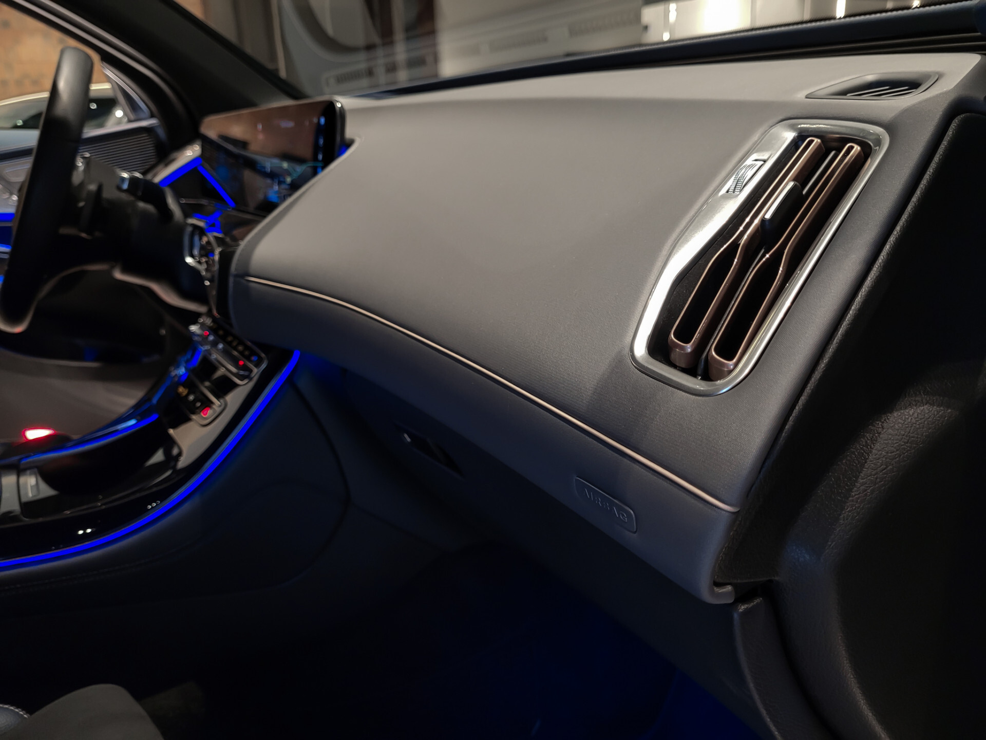 Mercedes-Benz EQC 400 4MATIC Premium 80 kWh Edition 1886 Foto 30