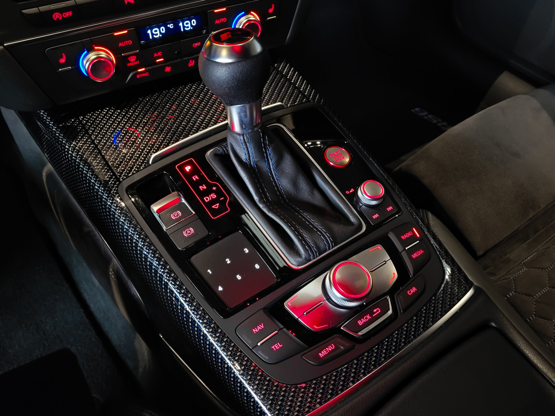 Audi RS6 Avant 4.0 TFSI Quattro Performance Carbon | Nardo | Memory | 21" | Matrix LED | Bose Foto 19