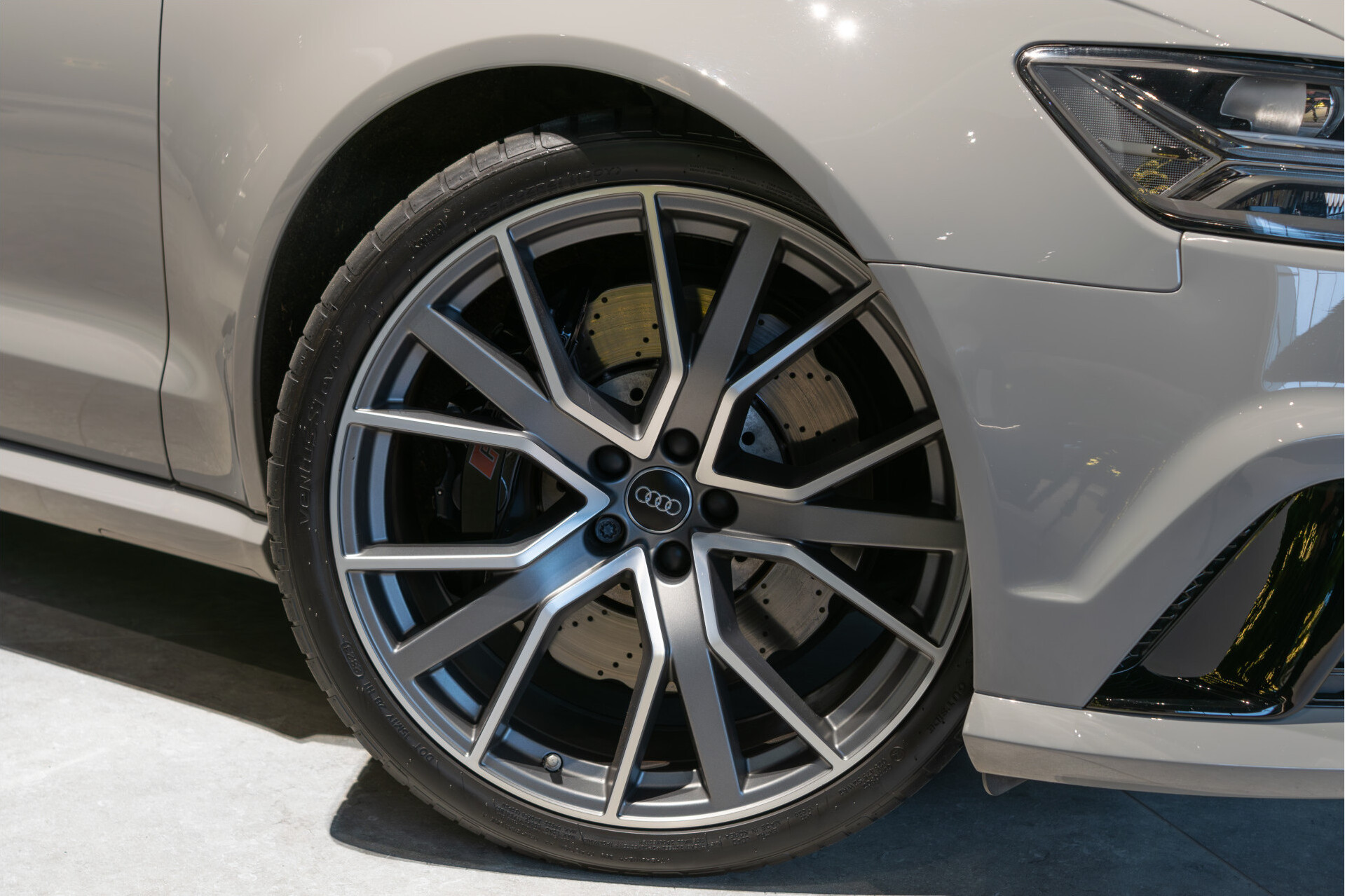 Audi RS6 Avant 4.0 TFSI Quattro Performance Carbon | Nardo | Memory | 21" | Matrix LED | Bose Foto 34