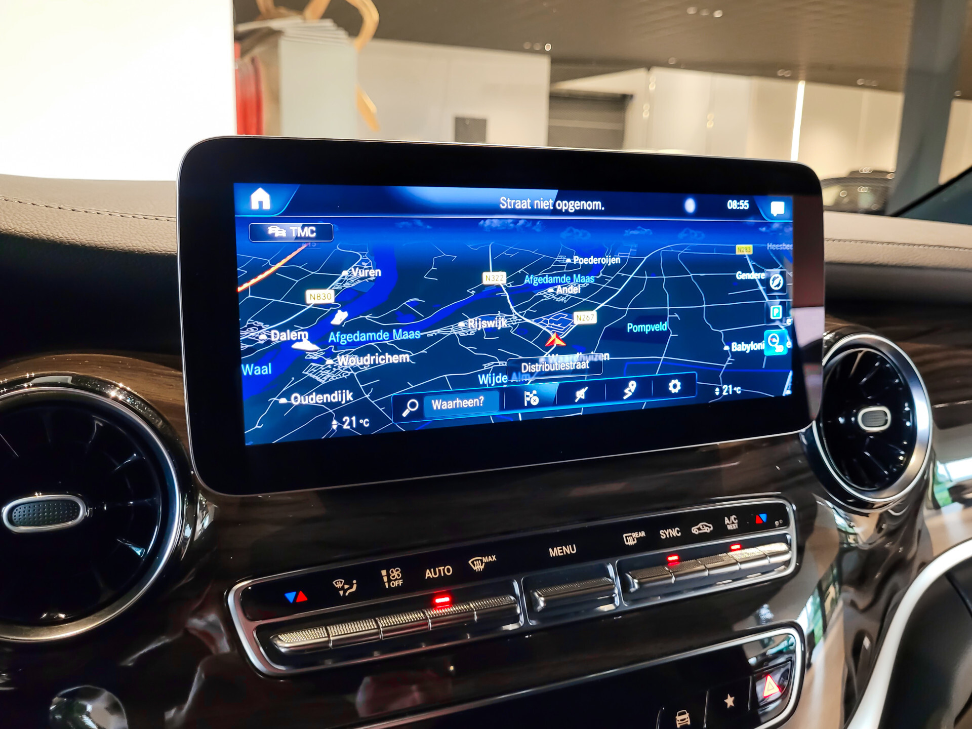 Mercedes-Benz V-Klasse 300d 4-M Lang DC AMG Avantgarde Edition Luchtvering | Panorama | Night Foto 13