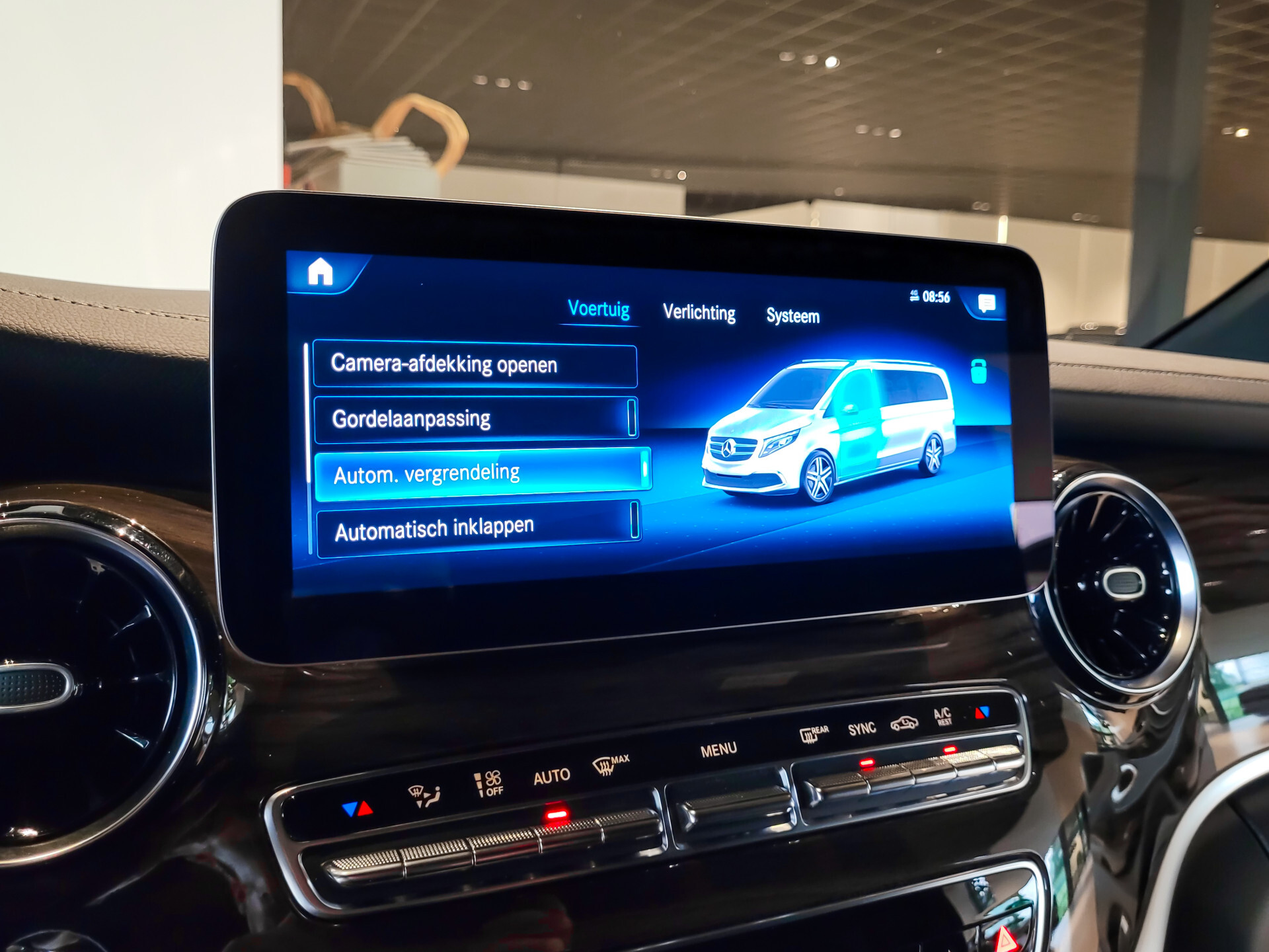 Mercedes-Benz V-Klasse 300d 4-M Lang DC AMG Avantgarde Edition Luchtvering | Panorama | Night Foto 17