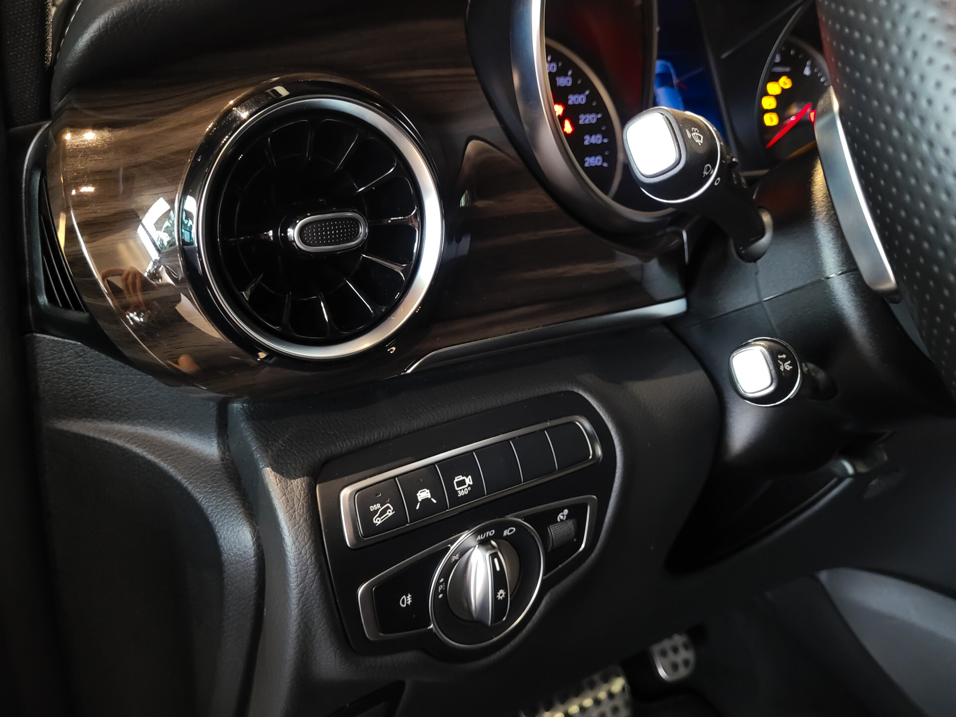 Mercedes-Benz V-Klasse 300d 4-M Lang DC AMG Avantgarde Edition Luchtvering | Panorama | Night Foto 20