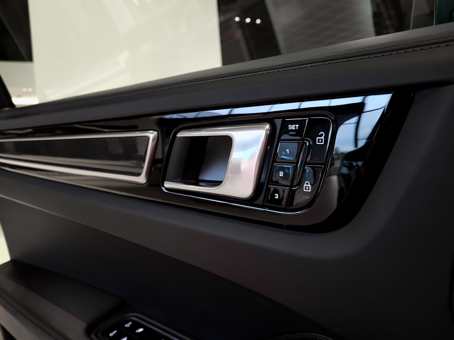 Porsche Cayenne 4.0 Turbo Coupé Sportuitlaat | 22" | Carbon | InnoDrive | PSCB Aut8 Foto 14