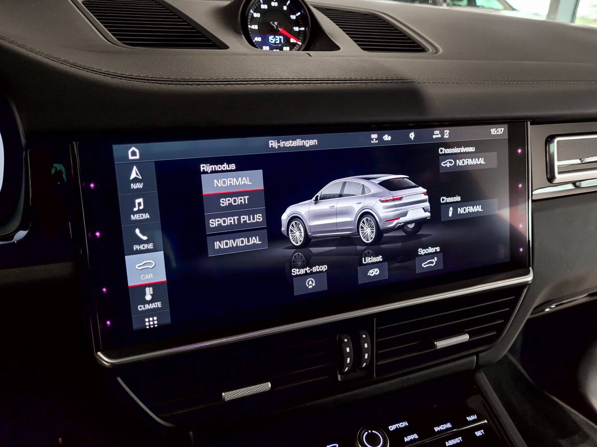 Porsche Cayenne 4.0 Turbo Coupé Sportuitlaat | 22" | Carbon | InnoDrive | PSCB Aut8 Foto 15