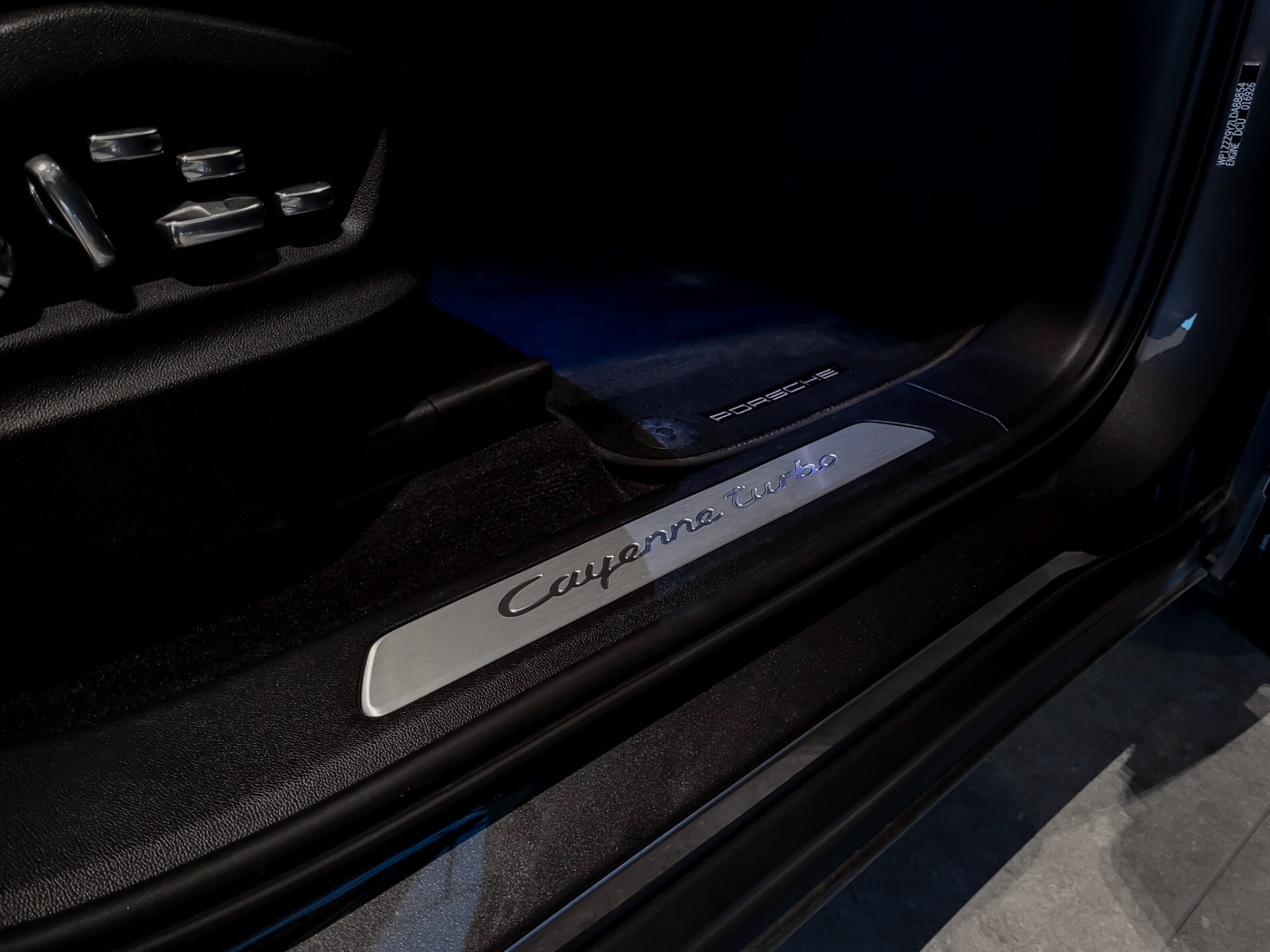 Porsche Cayenne 4.0 Turbo Coupé Sportuitlaat | 22" | Carbon | InnoDrive | PSCB Aut8 Foto 22