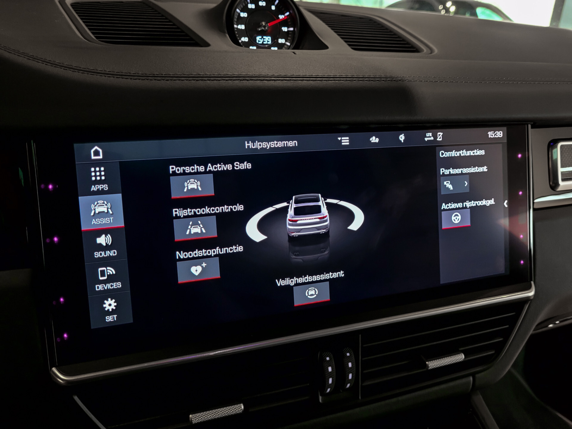 Porsche Cayenne 4.0 Turbo Coupé Sportuitlaat | 22" | Carbon | InnoDrive | PSCB Aut8 Foto 32