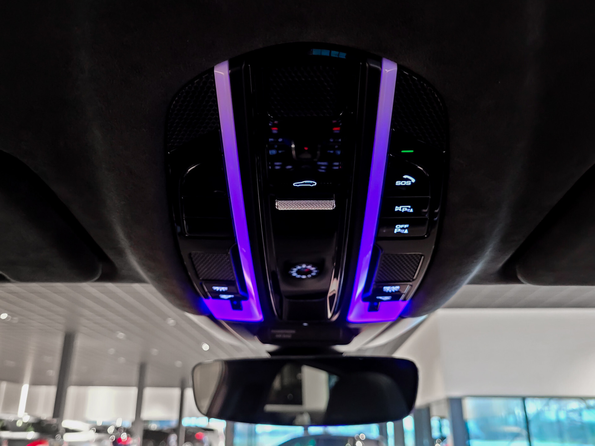 Porsche Cayenne 4.0 Turbo Coupé Sportuitlaat | 22" | Carbon | InnoDrive | PSCB Aut8 Foto 40