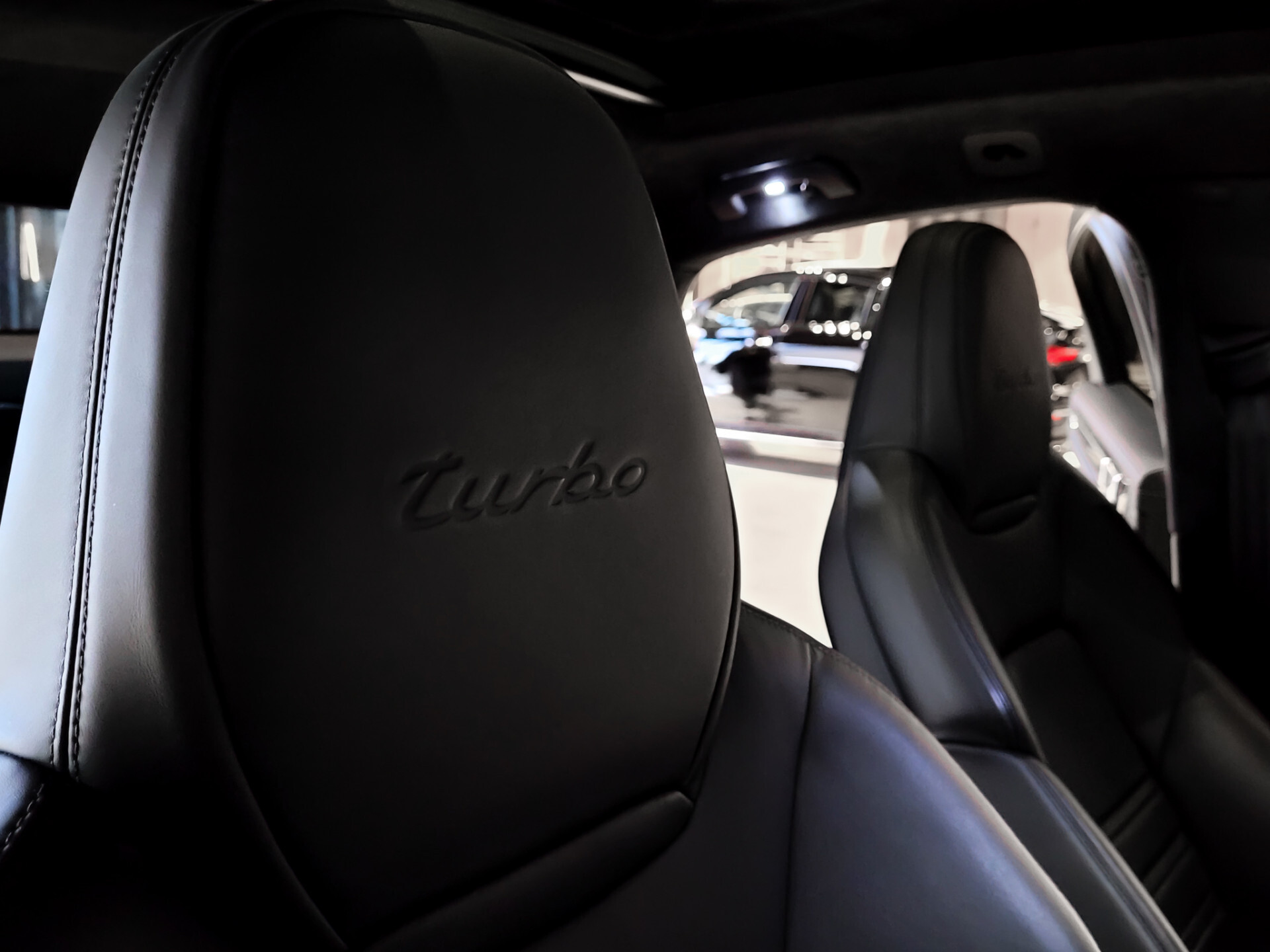 Porsche Cayenne 4.0 Turbo Coupé Sportuitlaat | 22" | Carbon | InnoDrive | PSCB Aut8 Foto 43