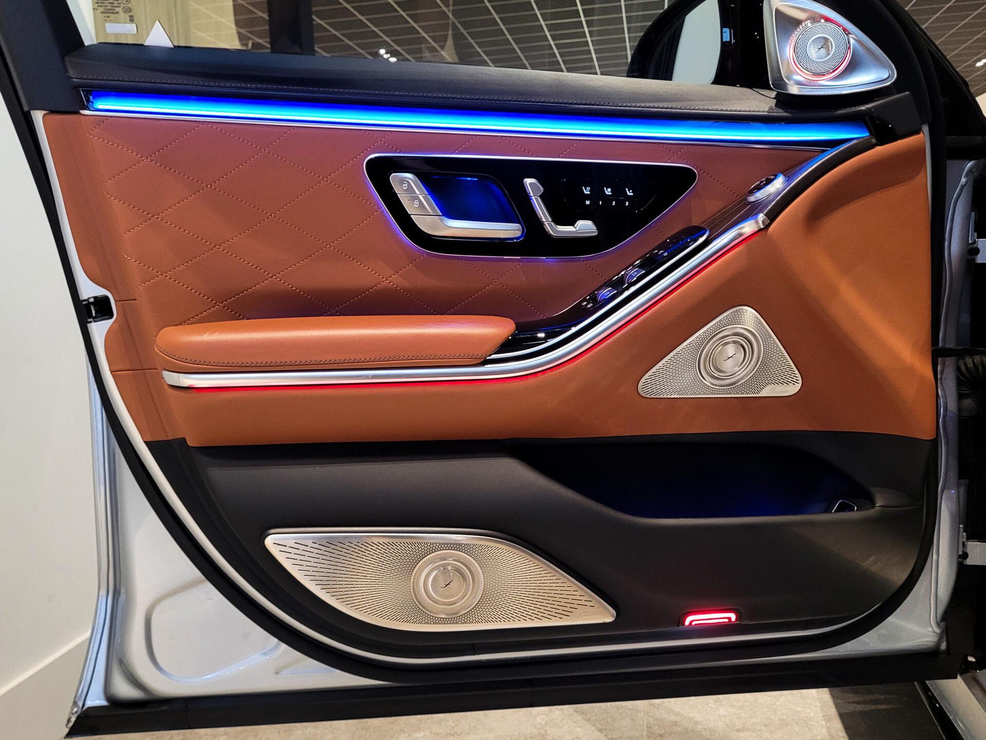 Mercedes-Benz S-Klasse 500 4-M Lang AMG Night Exclusive NP: €222.245 Foto 12