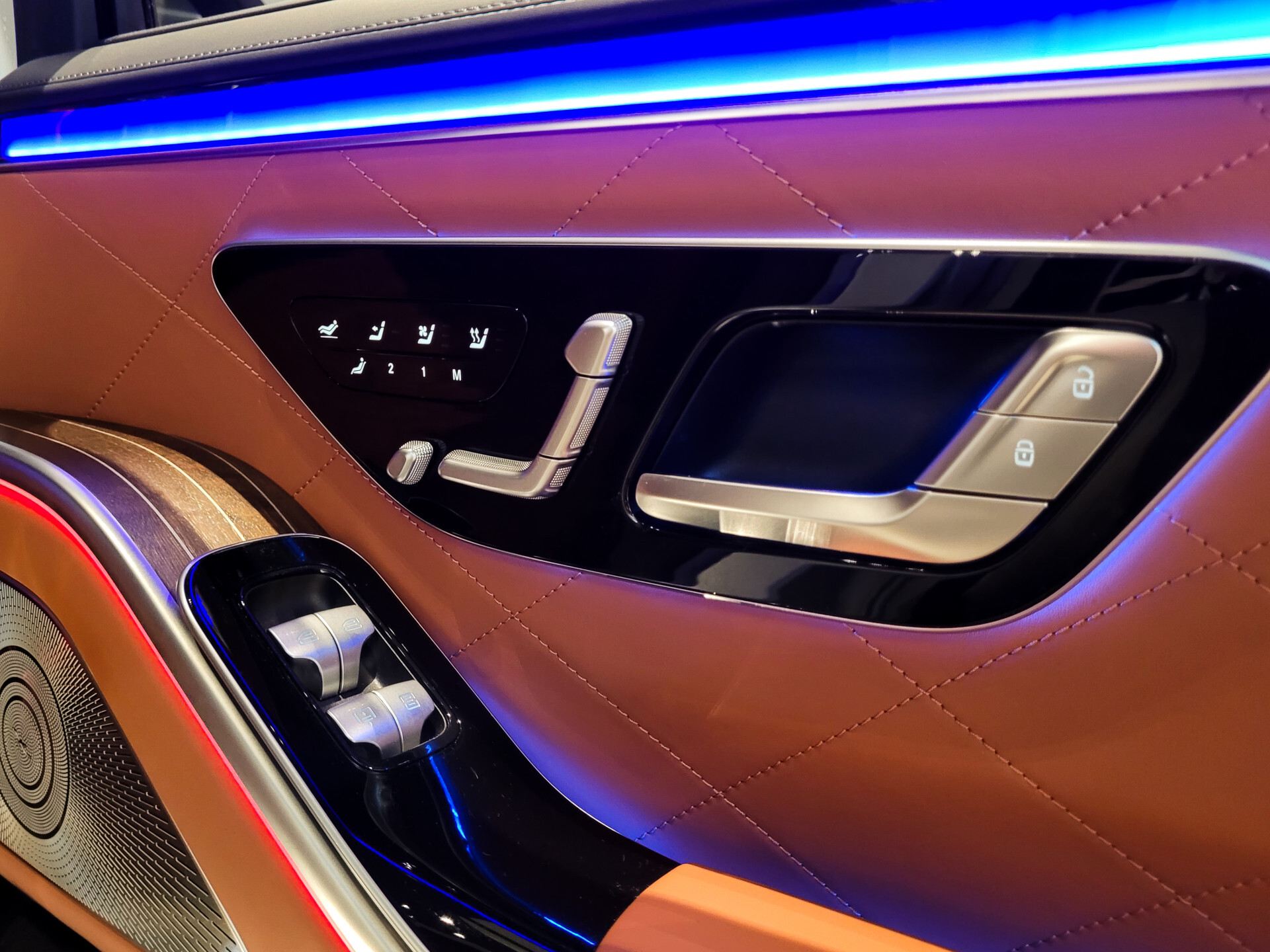 Mercedes-Benz S-Klasse 500 4-M Lang AMG Night Exclusive NP: €222.245 Foto 36