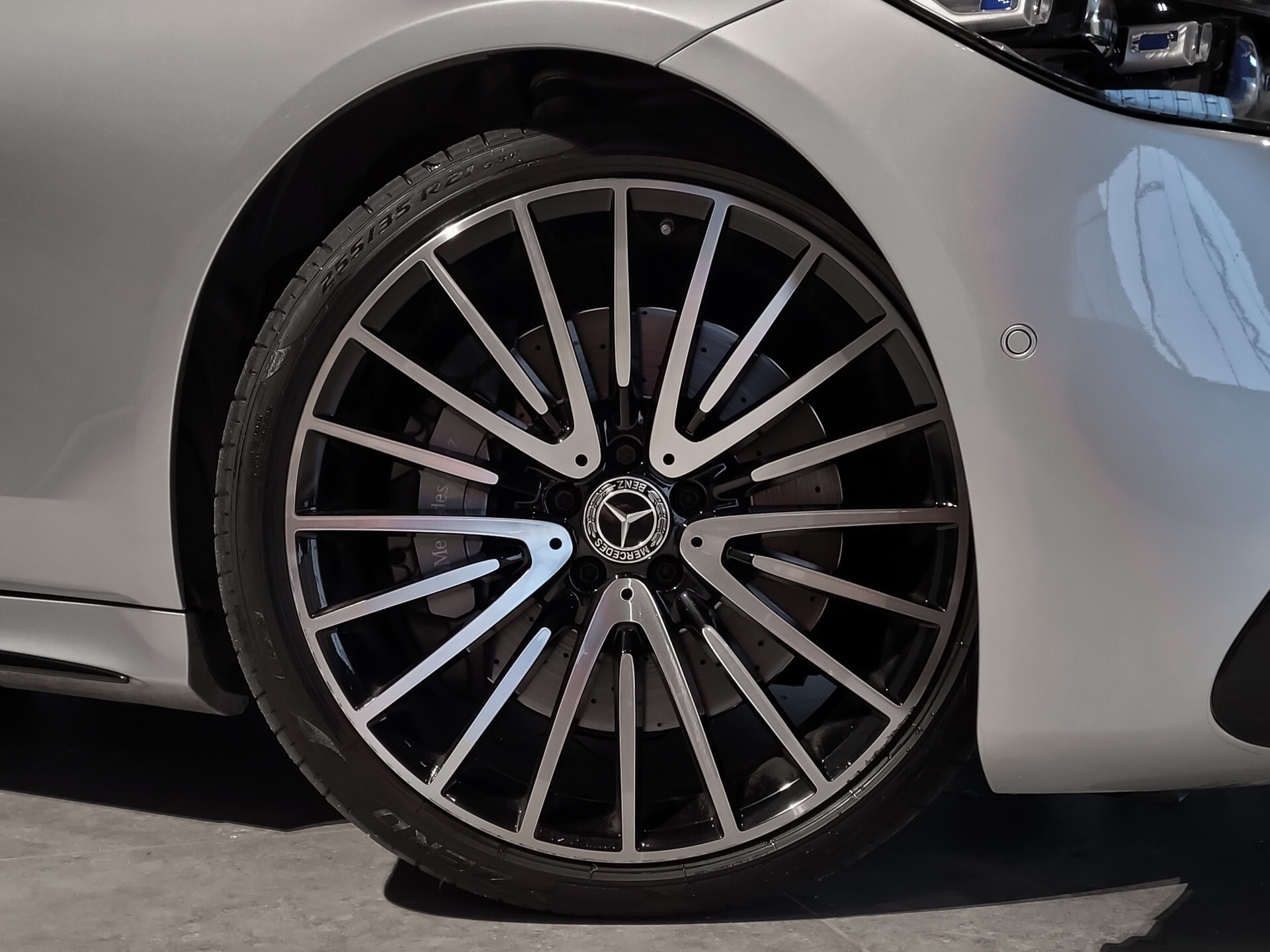 Mercedes-Benz S-Klasse 500 4-M Lang AMG Night Exclusive NP: €222.245 Foto 48