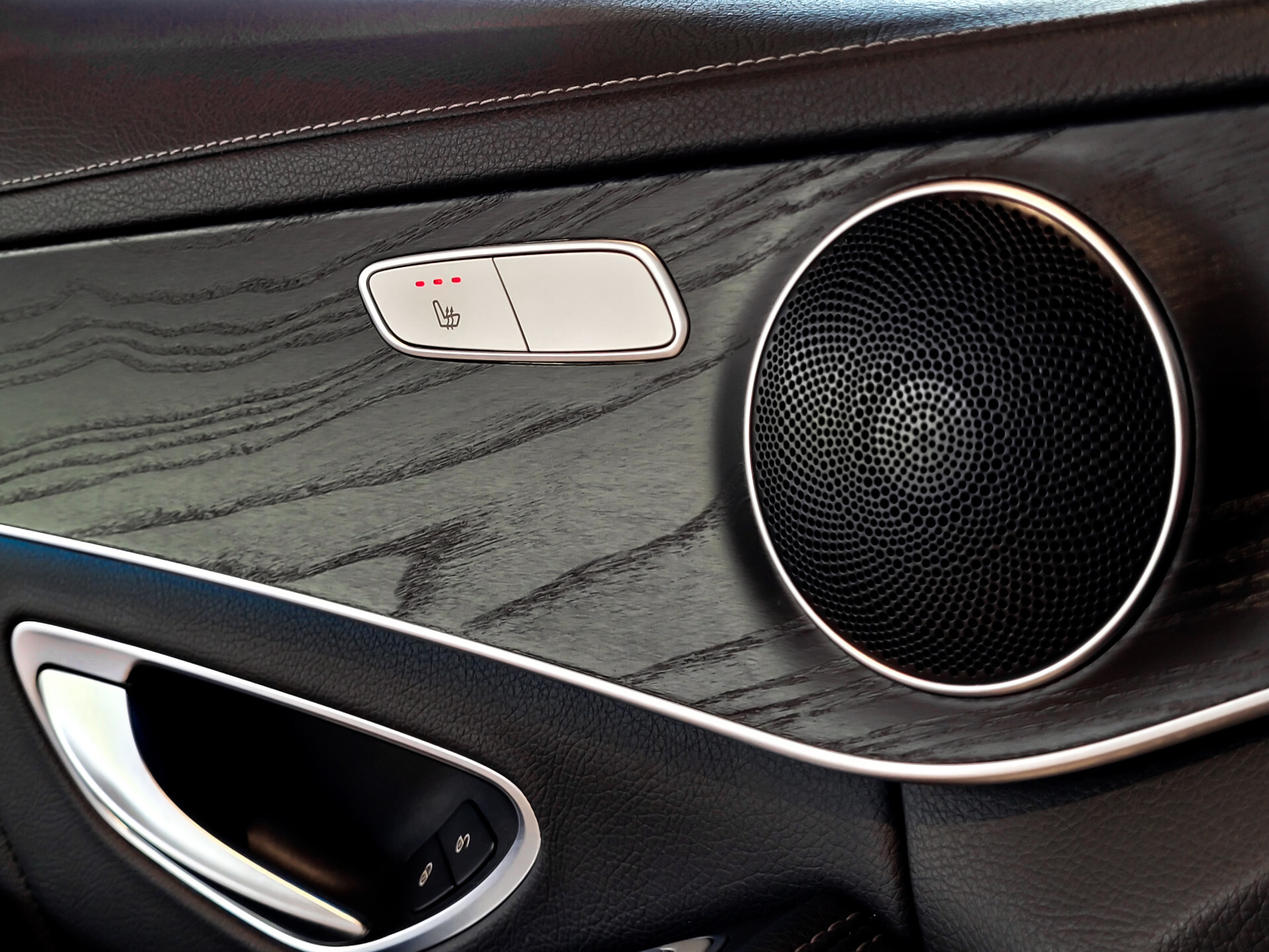 Mercedes-Benz C-Klasse Estate 250 Cdi AMG Panorama | Luchtvering | Distronic | Comand | Trekhaak | LED | 19" Foto 11