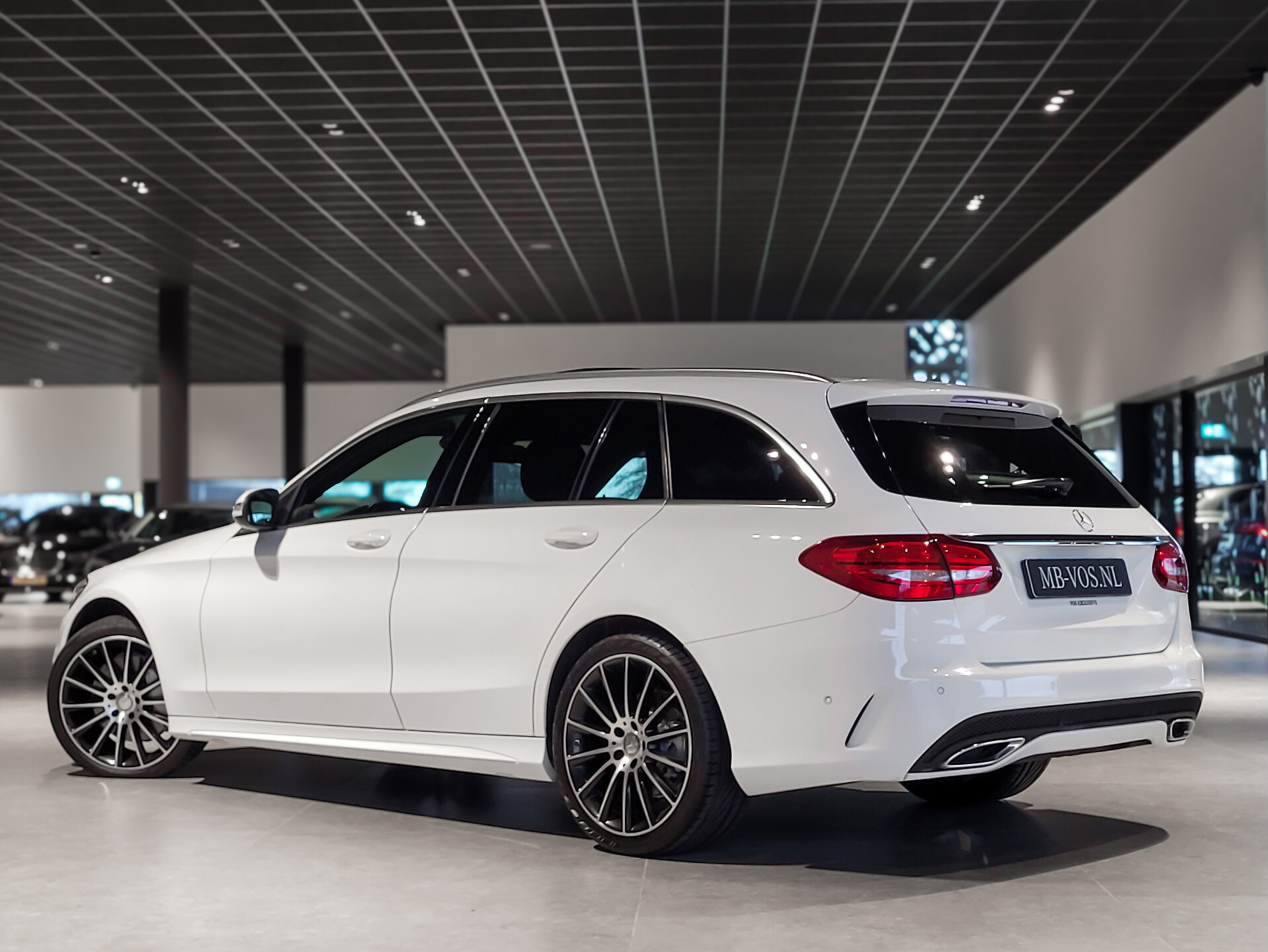 Mercedes-Benz C-Klasse Estate 250 Cdi AMG Panorama | Luchtvering | Distronic | Comand | Trekhaak | LED | 19" Foto 2