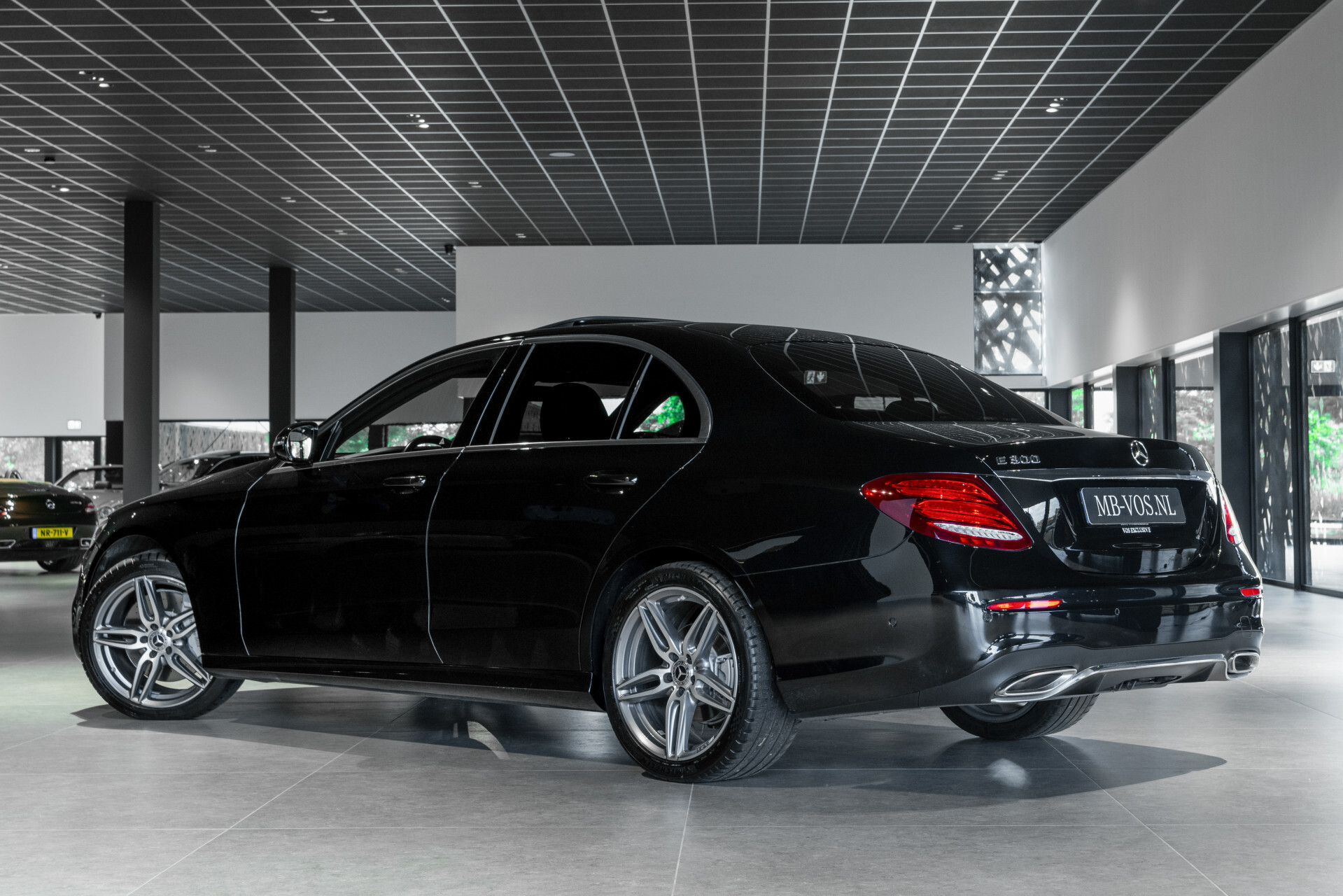 Mercedes-Benz E-Klasse 300 AMG Schuifdak | Afn-Trekhaak | DAB | Carplay | Verw-Stoelen Aut9 Foto 6