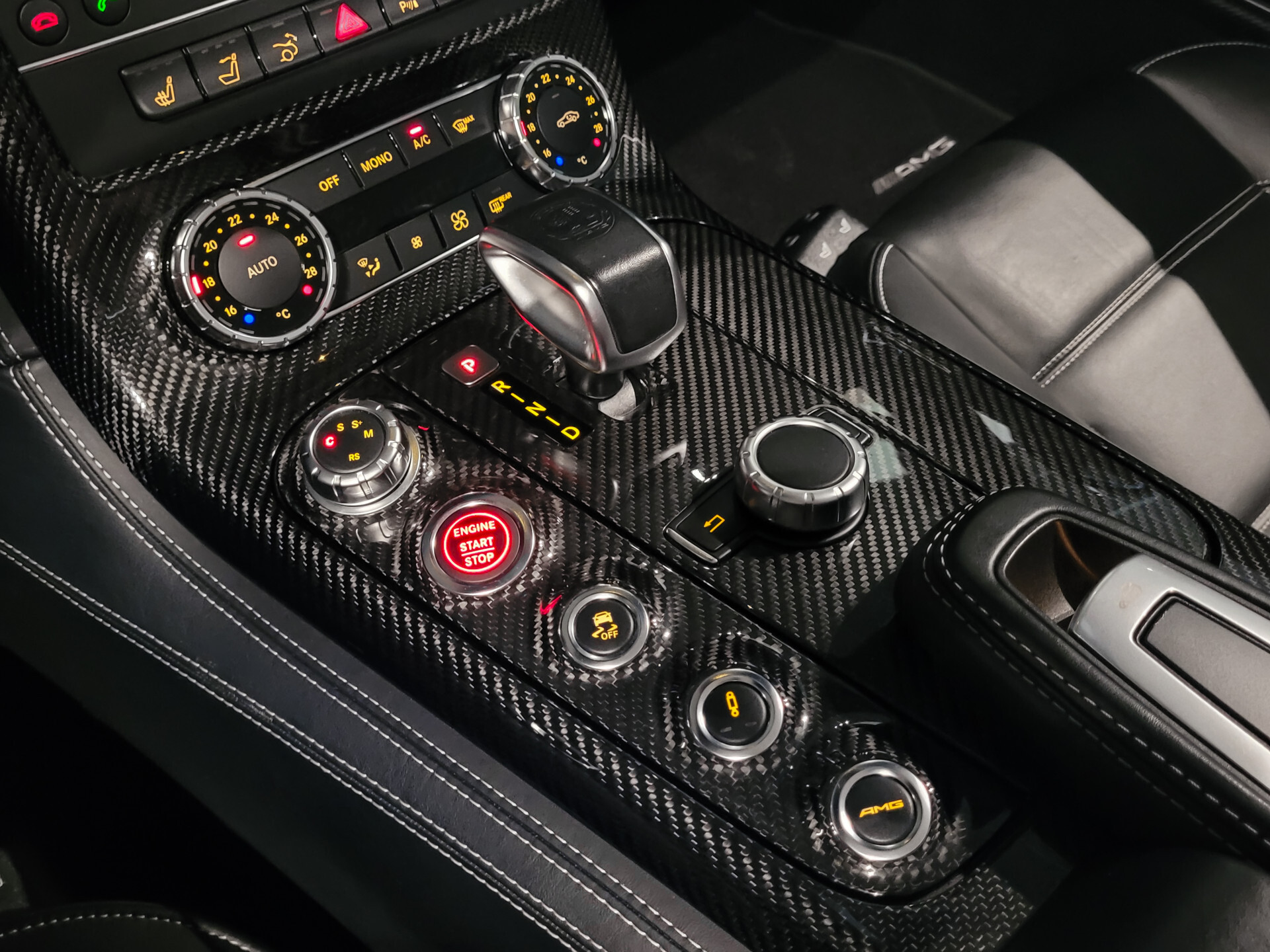 Mercedes-Benz SLS Roadster 6.3 AMG Keramisch | Designo | B&O | Sepang bruin Foto 29