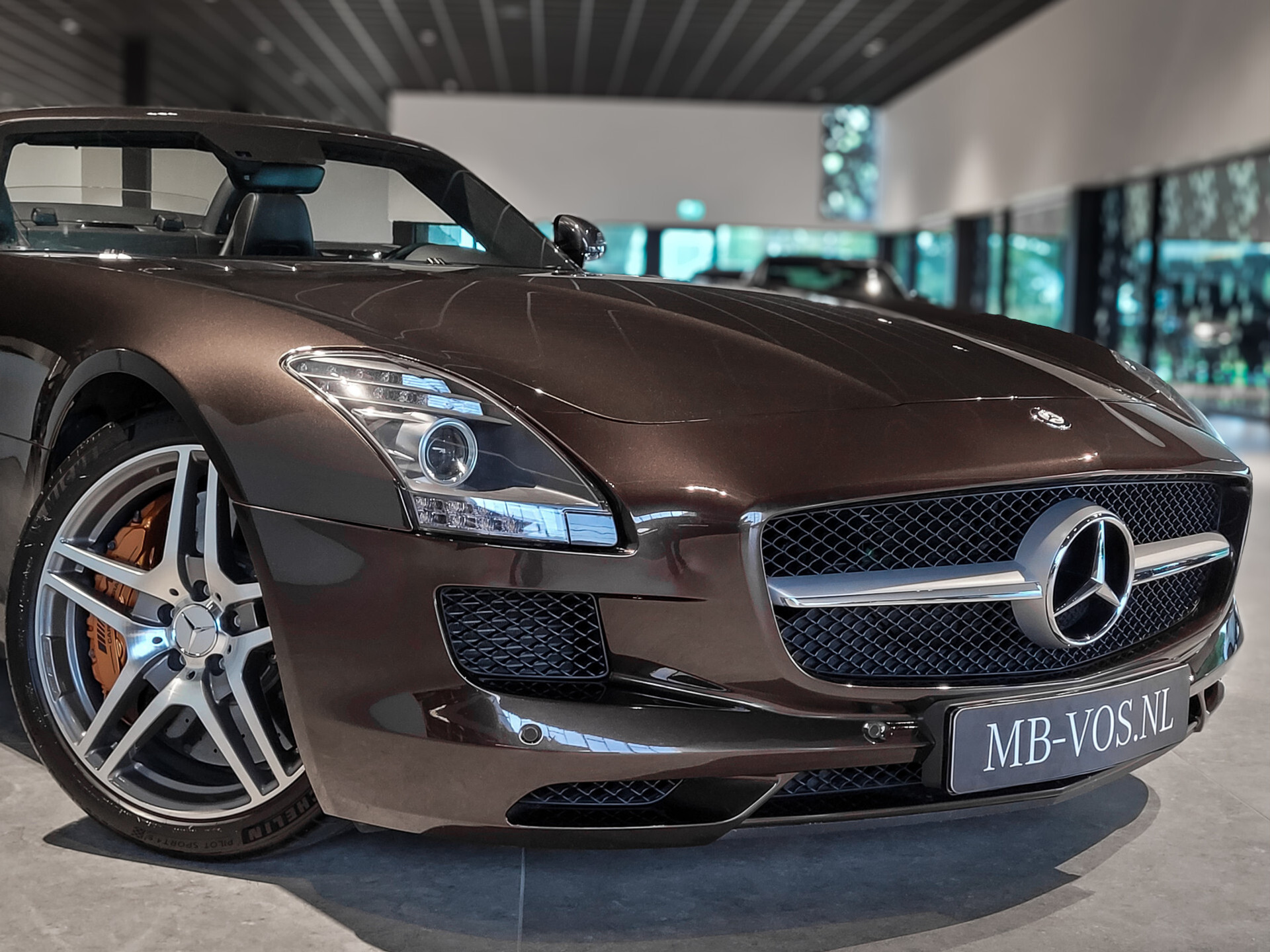 Mercedes-Benz SLS Roadster 6.3 AMG Keramisch | Designo | B&O | Sepang bruin Foto 39