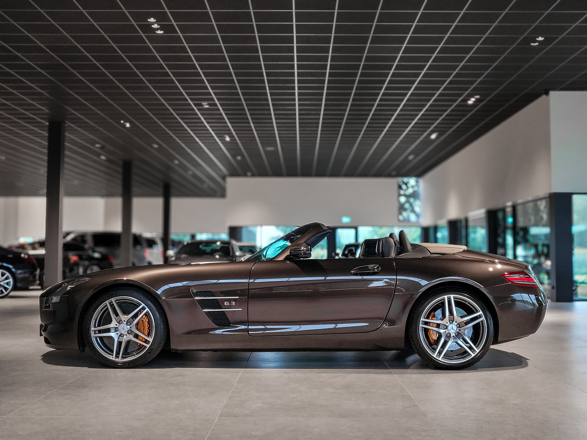 Mercedes-Benz SLS Roadster 6.3 AMG Keramisch | Designo | B&O | Sepang bruin Foto 7