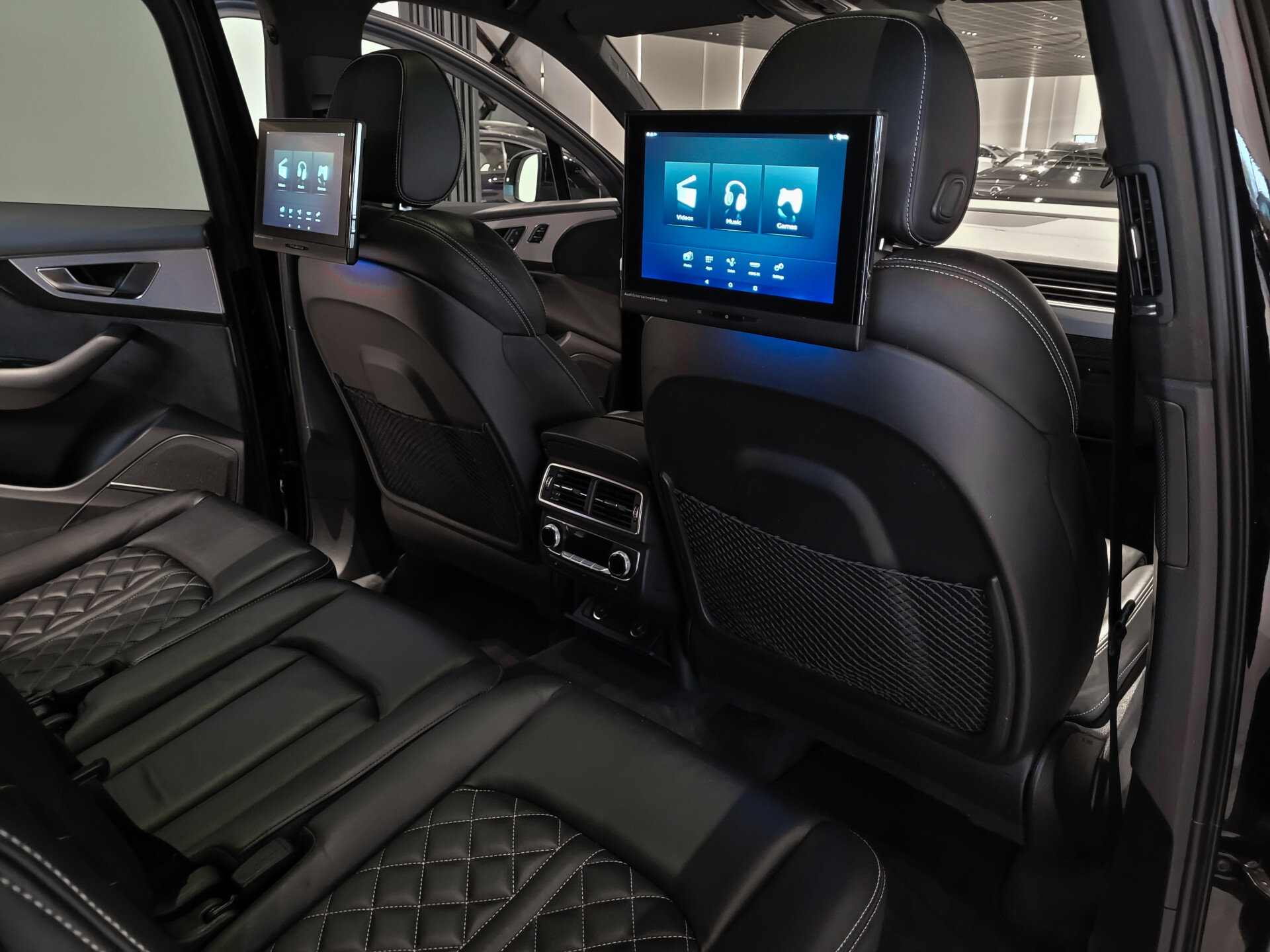 Audi SQ7 4.0 TDI Quattro Pro Line 7-Persoons Carbon | New Service | HUD | Bose | Achterassturing | Standkachel Foto 29