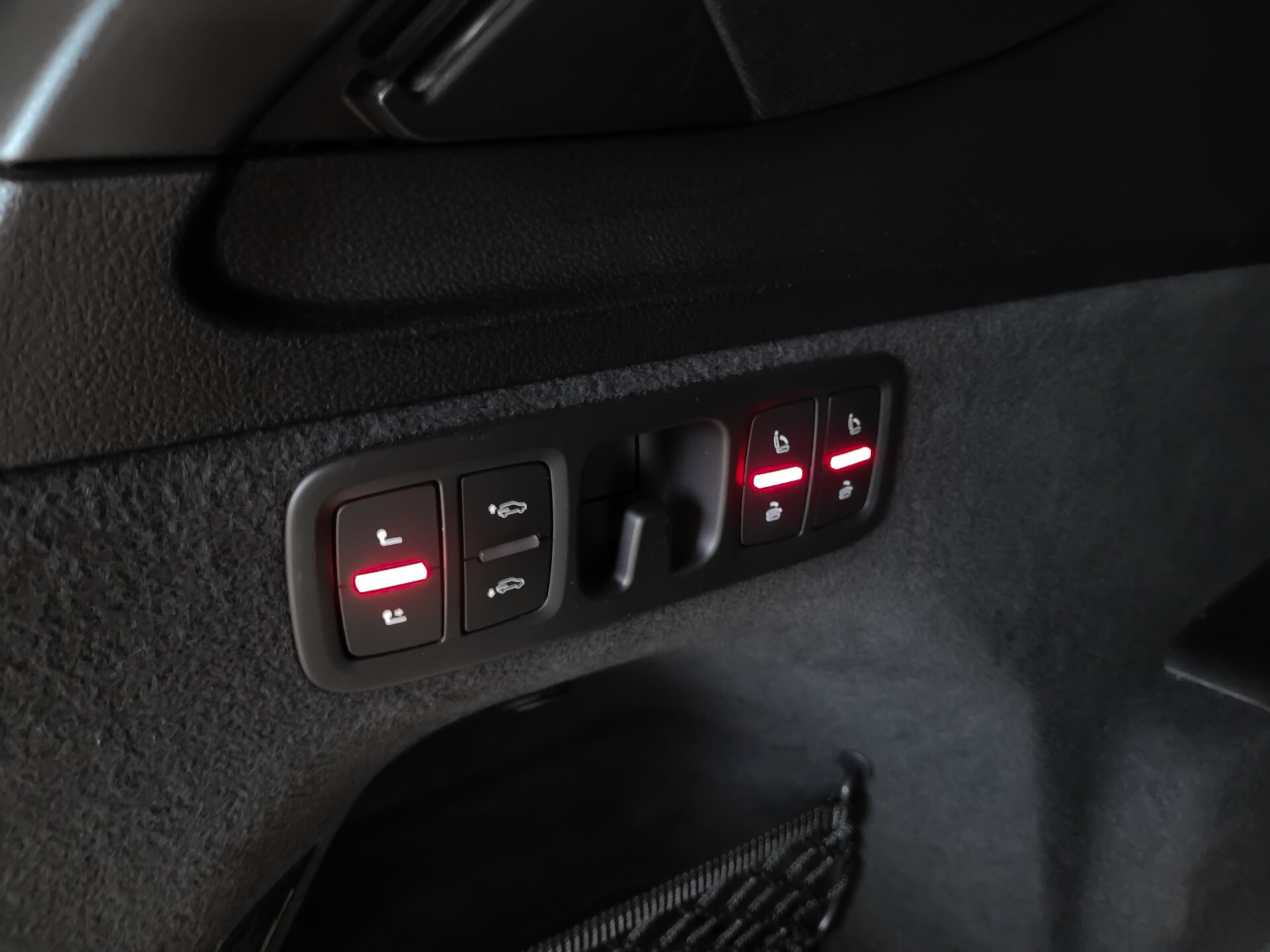 Audi SQ7 4.0 TDI Quattro Pro Line 7-Persoons Carbon | New Service | HUD | Bose | Achterassturing | Standkachel Foto 33