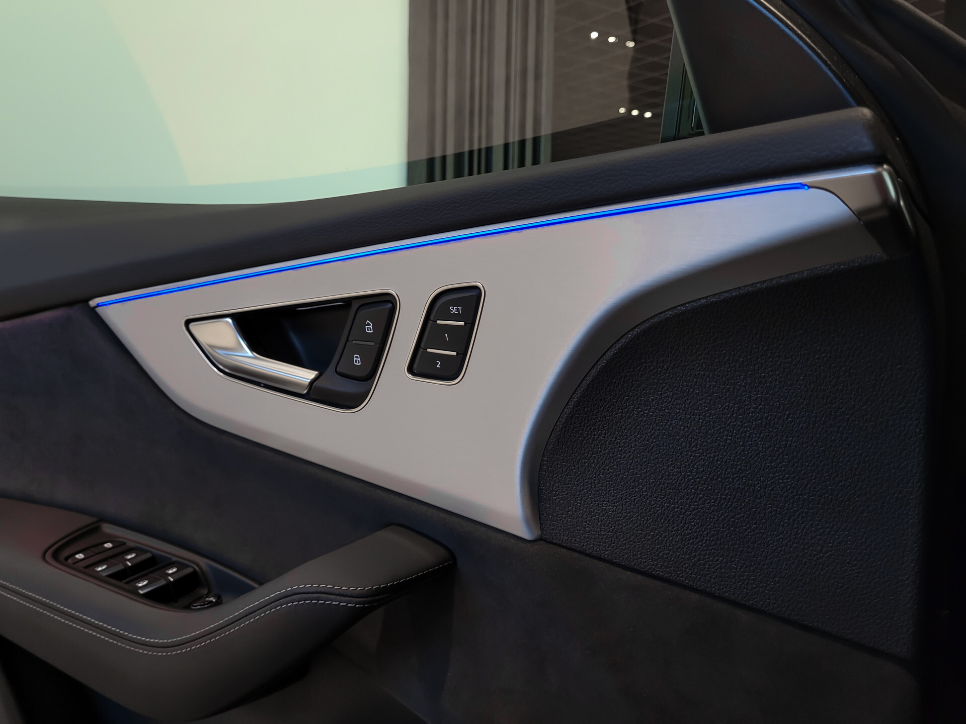 Audi Q8 60 TFSI e Quattro Competition Full Options | Nieuwprijs €168.184 Foto 10