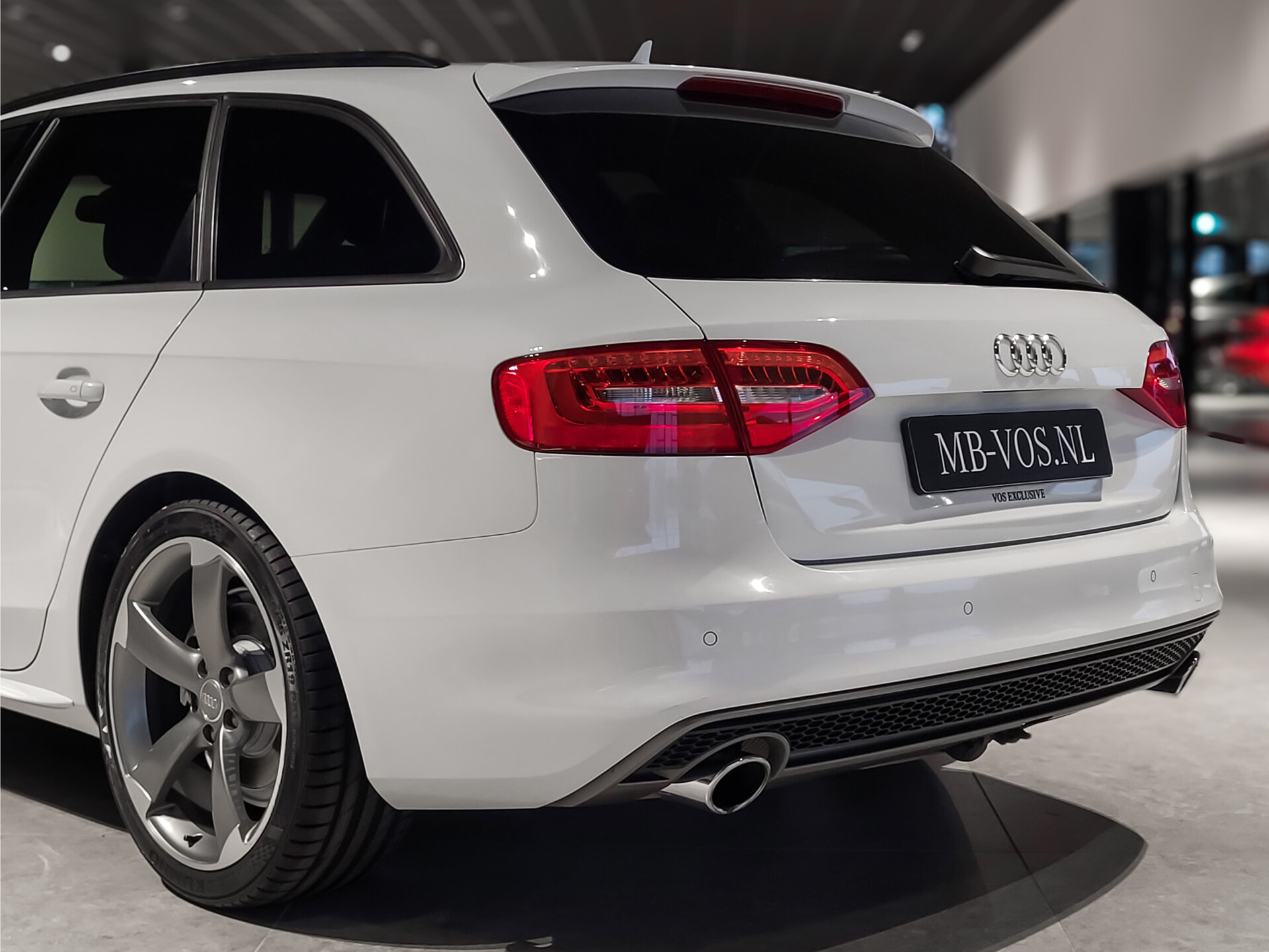 Audi A4 Avant 2.0 TFSI S Edition 19” Rotor | Blackline | Bi-Xenon | Full Map Navi | Pts | NL Auto | Winterset Foto 31