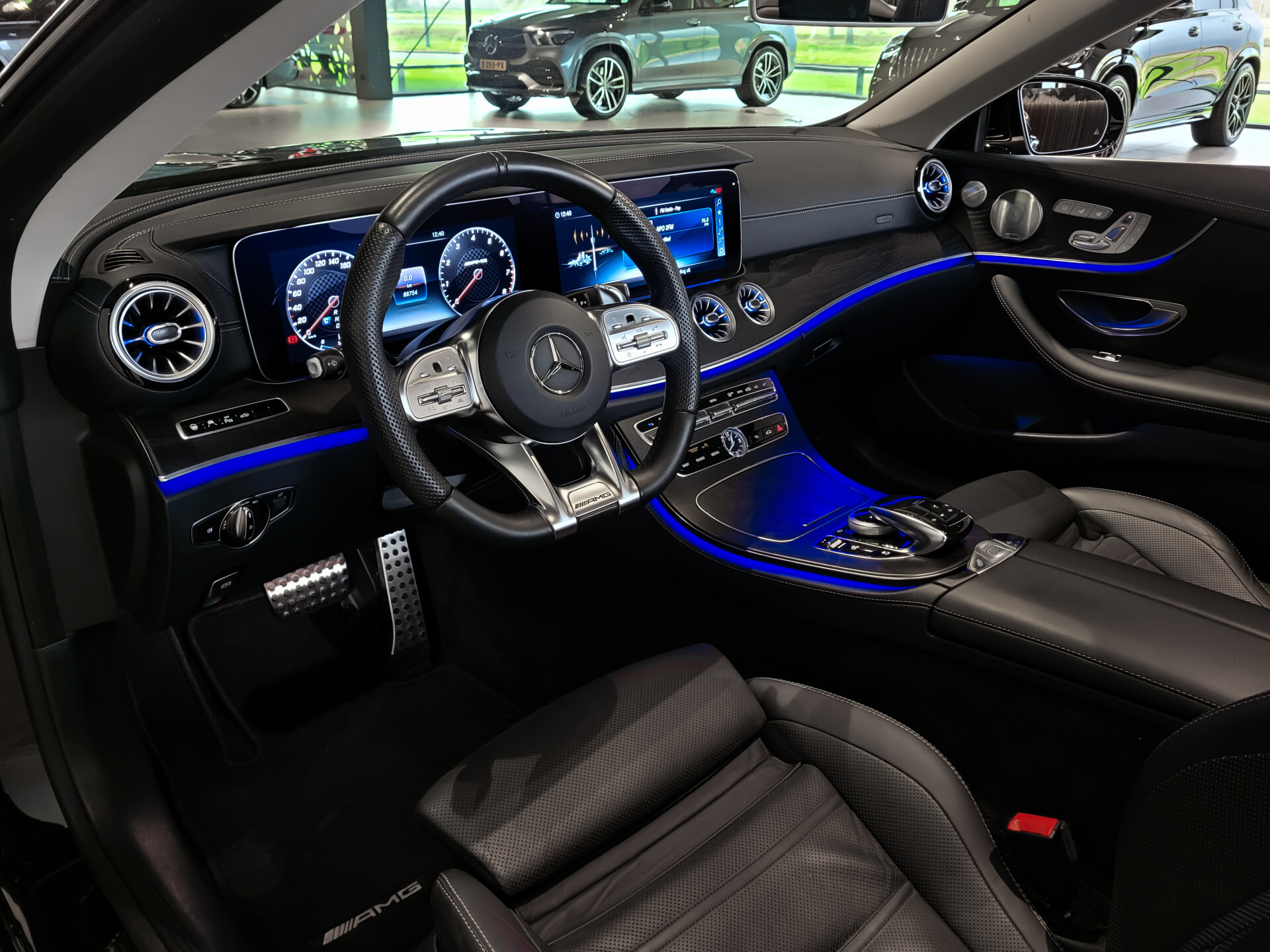 Mercedes-Benz E-Klasse Cabrio AMG 53 4-M HUD | Rij-Assistentie | Keyless | Burmester | Stoelkoeling | Glascoating Foto 21