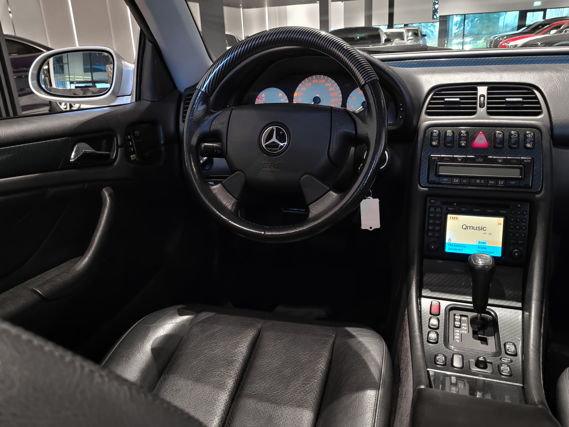 Mercedes-Benz CLK-Klasse Cabrio 320 AMG Sport | Leer | Comand | Bose | Xenon | Mem | ECC | Verw-stoelen | New Service Foto 18