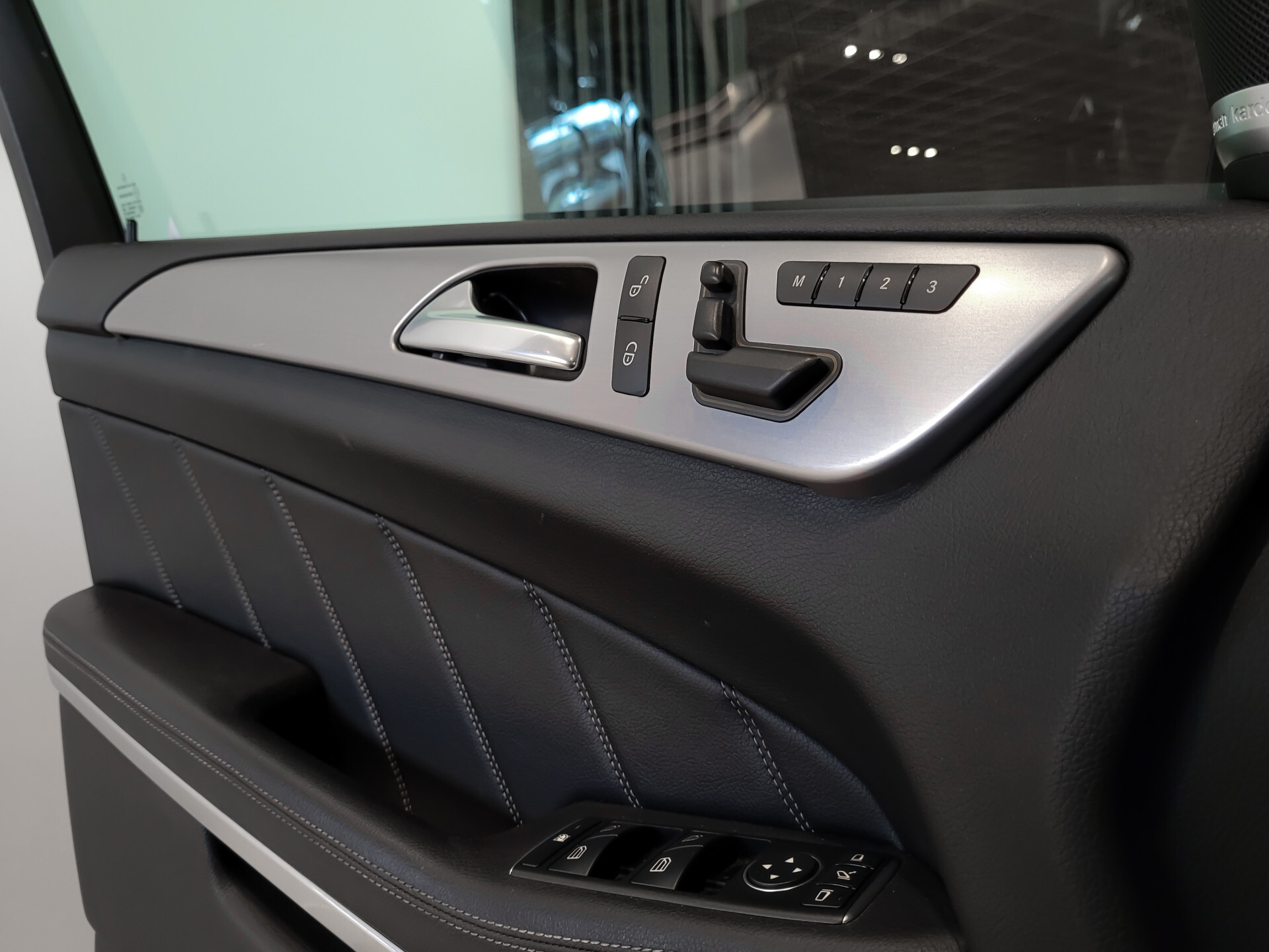 Mercedes-Benz GL-Klasse 350 Bluetec 4-M AMG 7-Persoons | Panorama | Mem | Harman-Kardon | 360 | Zonneschermen | NL auto Foto 11