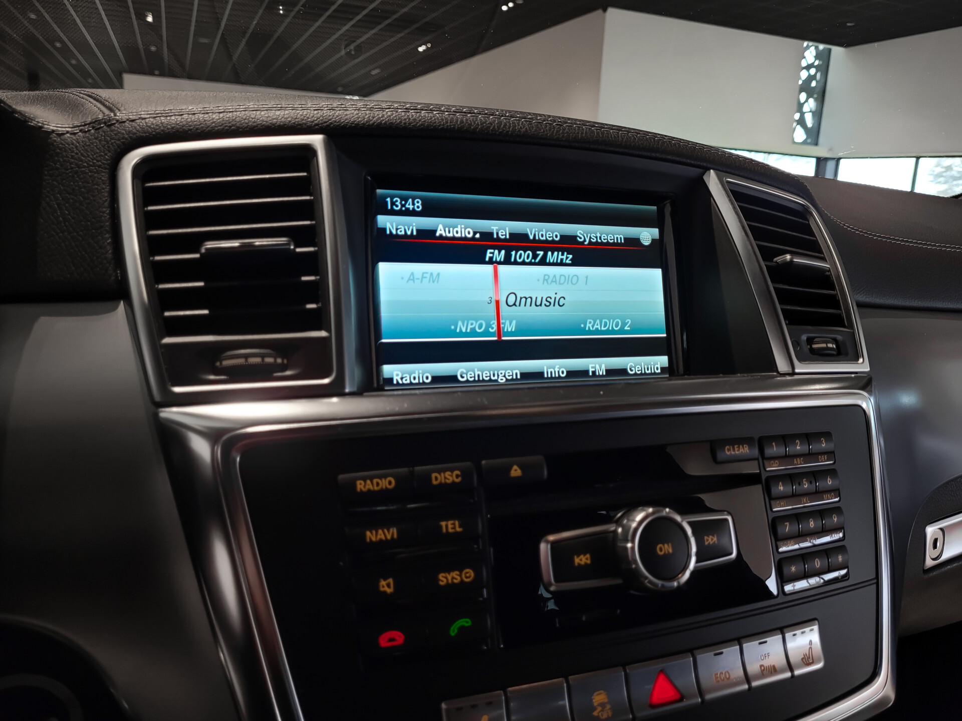 Mercedes-Benz GL-Klasse 350 Bluetec 4-M AMG 7-Persoons | Panorama | Mem | Harman-Kardon | 360 | Zonneschermen | NL auto Foto 12