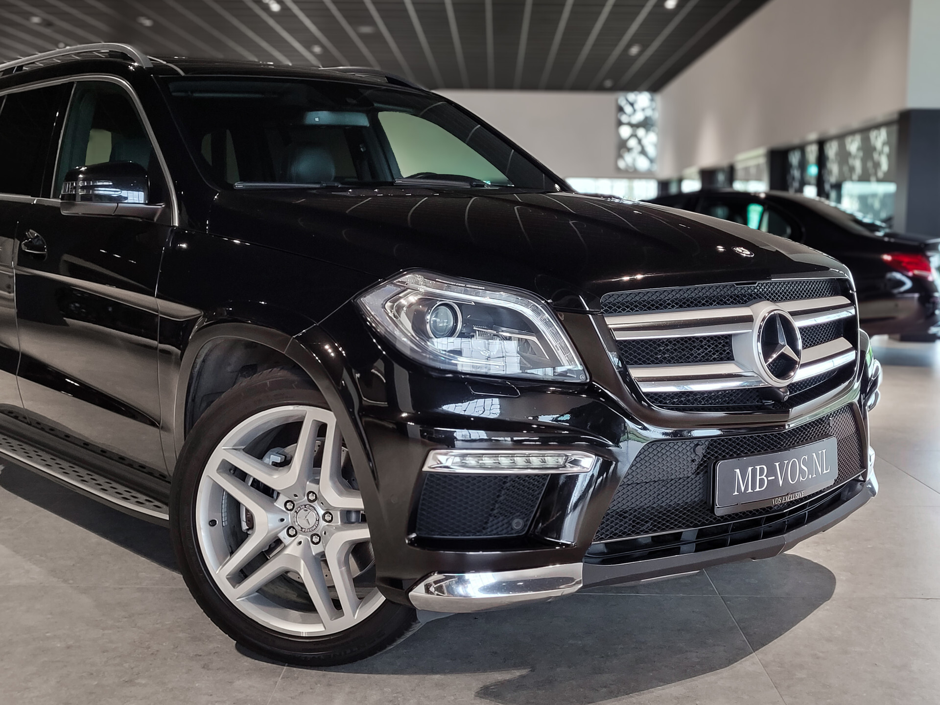 Mercedes-Benz GL-Klasse 350 Bluetec 4-M AMG 7-Persoons | Panorama | Mem | Harman-Kardon | 360 | Zonneschermen | NL auto Foto 33