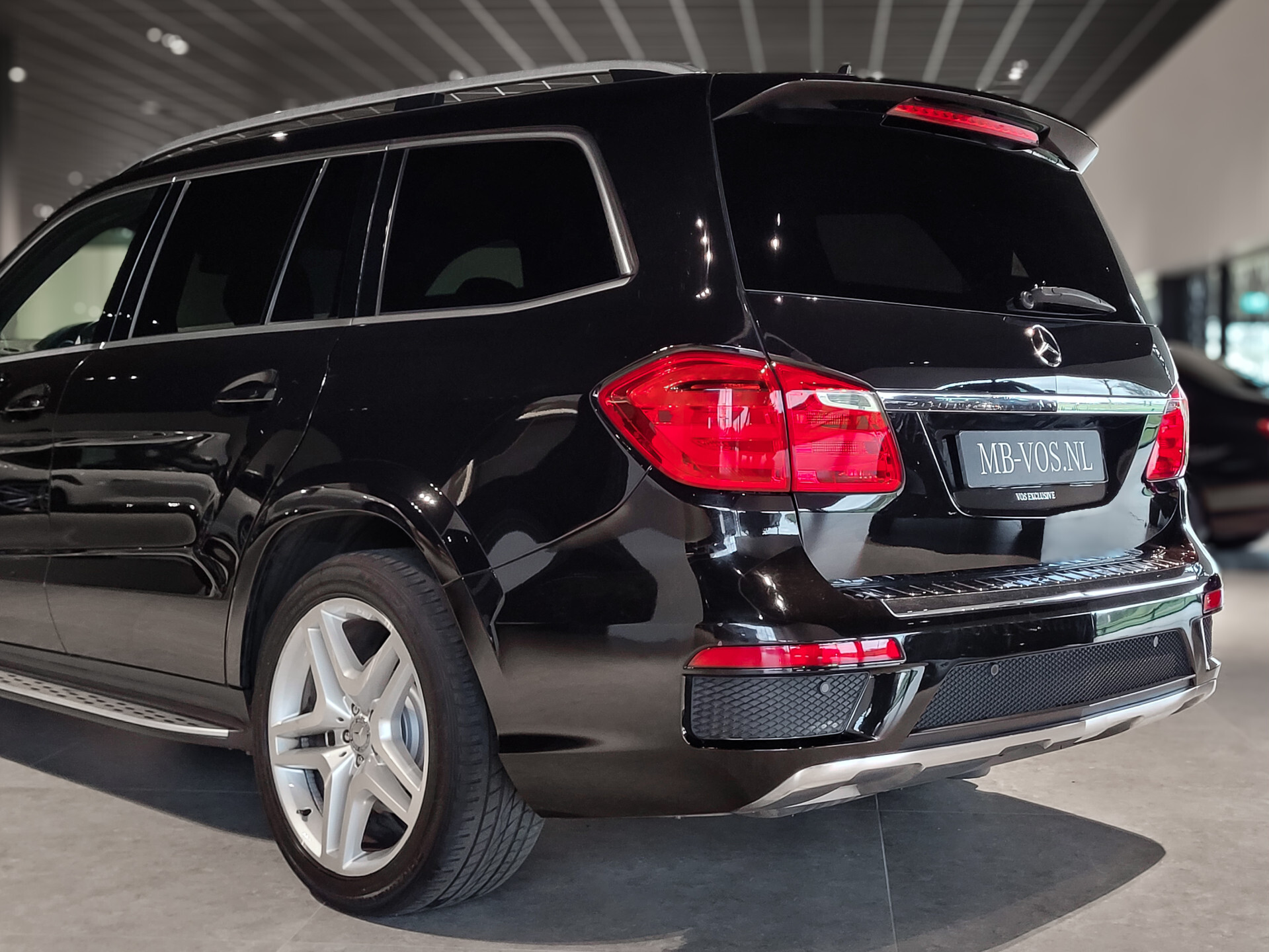 Mercedes-Benz GL-Klasse 350 Bluetec 4-M AMG 7-Persoons | Panorama | Mem | Harman-Kardon | 360 | Zonneschermen | NL auto Foto 34