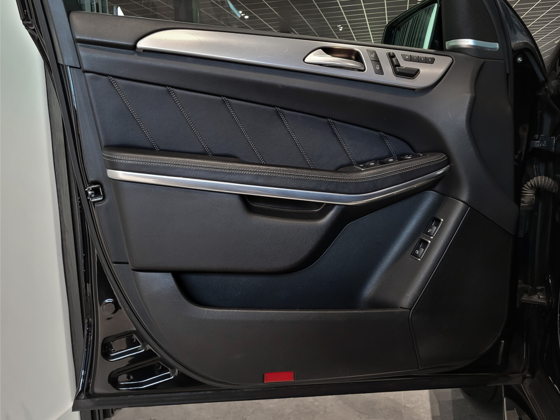 Mercedes-Benz GL-Klasse 350 Bluetec 4-M AMG 7-Persoons | Panorama | Mem | Harman-Kardon | 360 | Zonneschermen | NL auto Foto 9