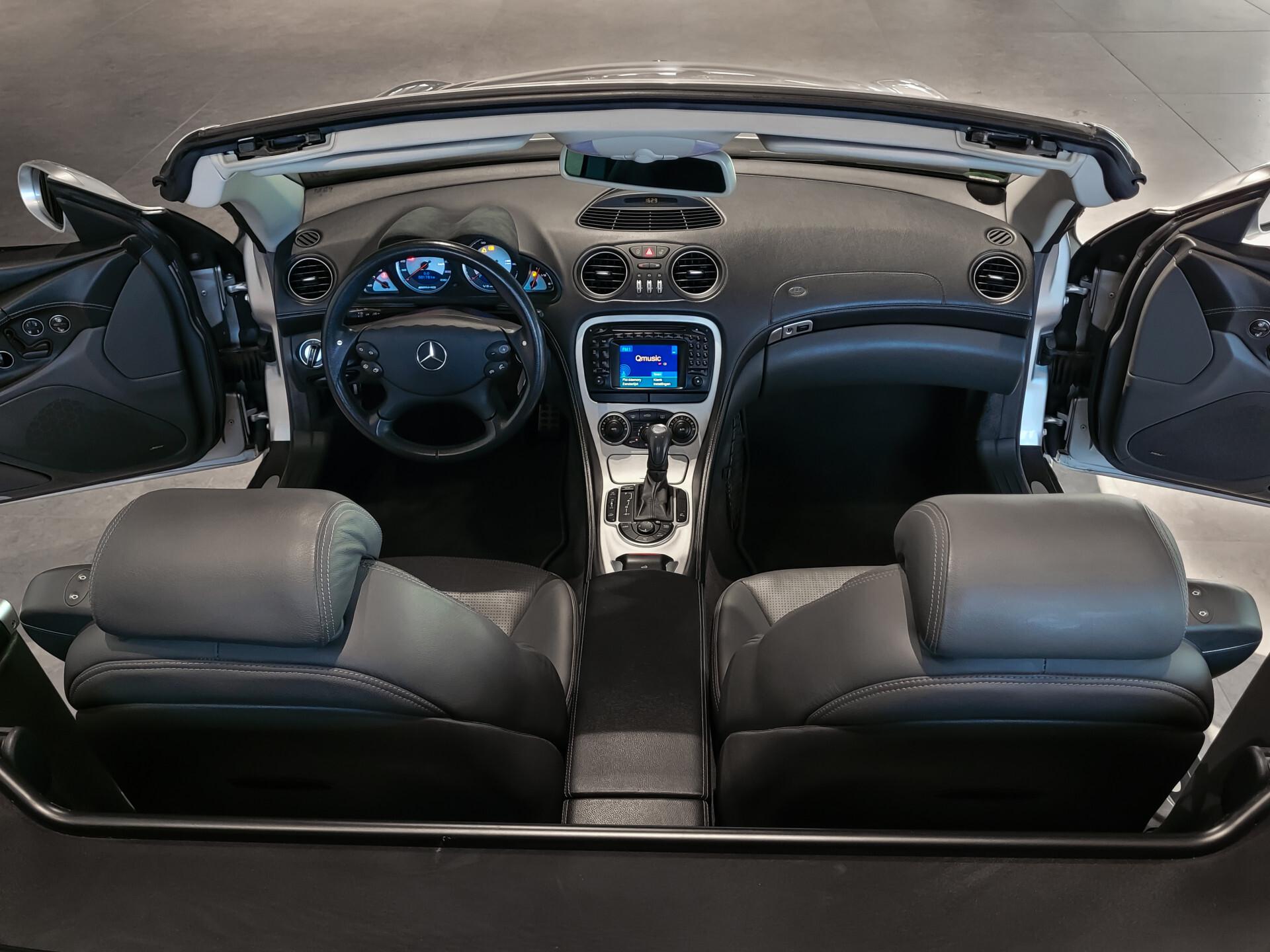 Mercedes-Benz SL-Klasse AMG 55 Kompressor ABC | Distronic | Keyless | Bose | Massage | Volledige historie Foto 23