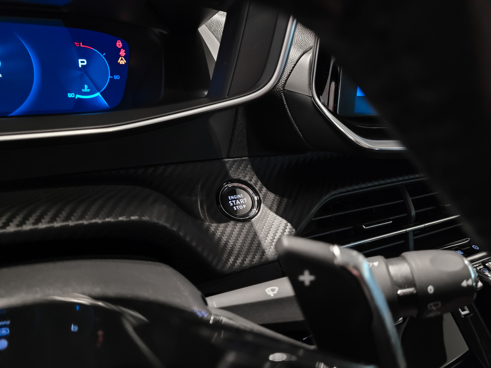 Peugeot 208 1.2 PureTech Allure Automaat Pack Drive Assist Plus | Pack Connect | Carplay | Groot navigatie | NL auto Foto 27