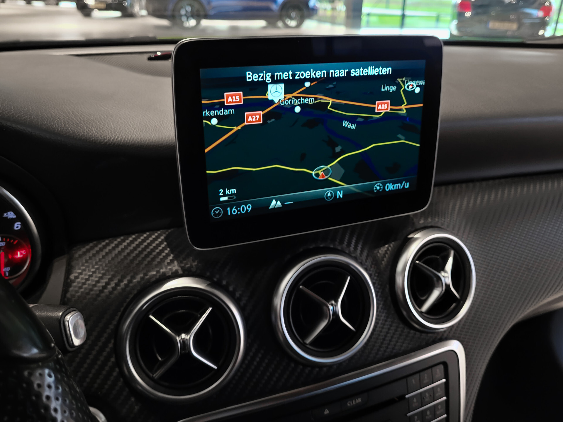 Mercedes-Benz A-Klasse 180 d AMG Facelift Night | Ambition | Verw-Stln | LED | NL Auto | Volledige historie Aut7 Foto 11