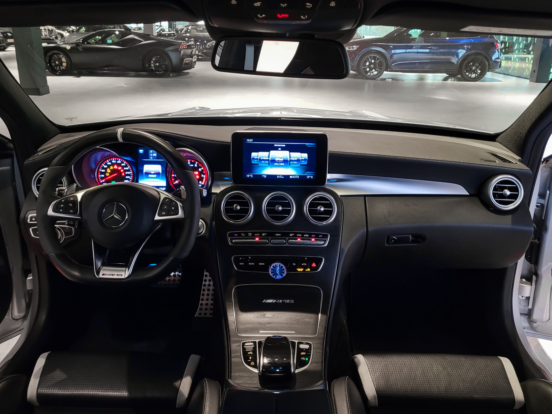 Mercedes-Benz C-Klasse Estate AMG 63 S Ceramic | Performance stoelen | Night | Keyless | Distronic | Burmester | 360 | HUD | Centuri Foto 25