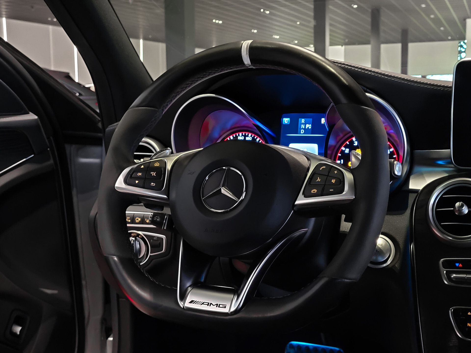 Mercedes-Benz C-Klasse Estate AMG 63 S Ceramic | Performance stoelen | Night | Keyless | Distronic | Burmester | 360 | HUD | Centuri Foto 27