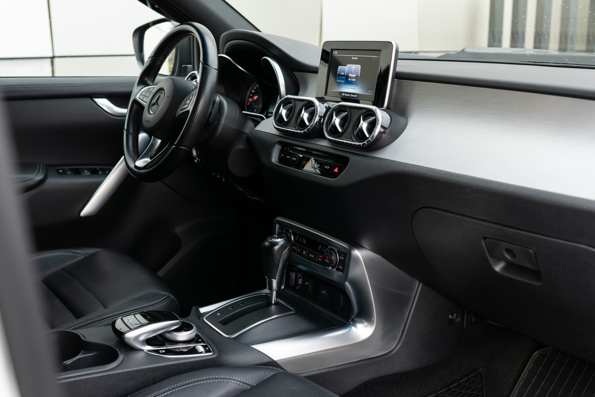 Mercedes-Benz X-Klasse 350 d 4-MATIC Extreme ZÉÉR UNIEK Foto 24