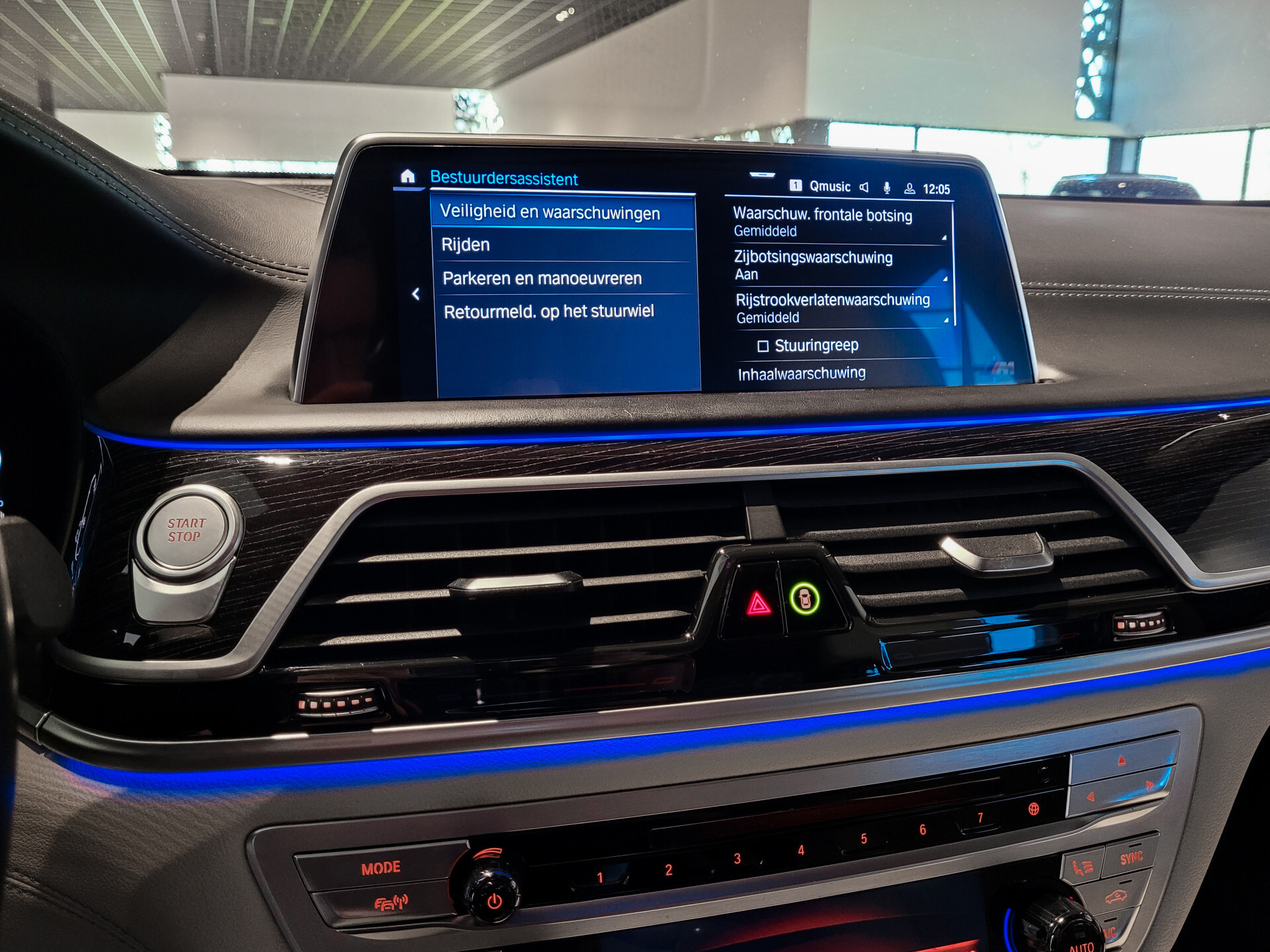 BMW 7 Serie 745Le xDrive M-Sport High Executive Lounge Seating | Klaptafels | B&W | 4*Massage | Laser | Sky Lounge Foto 20