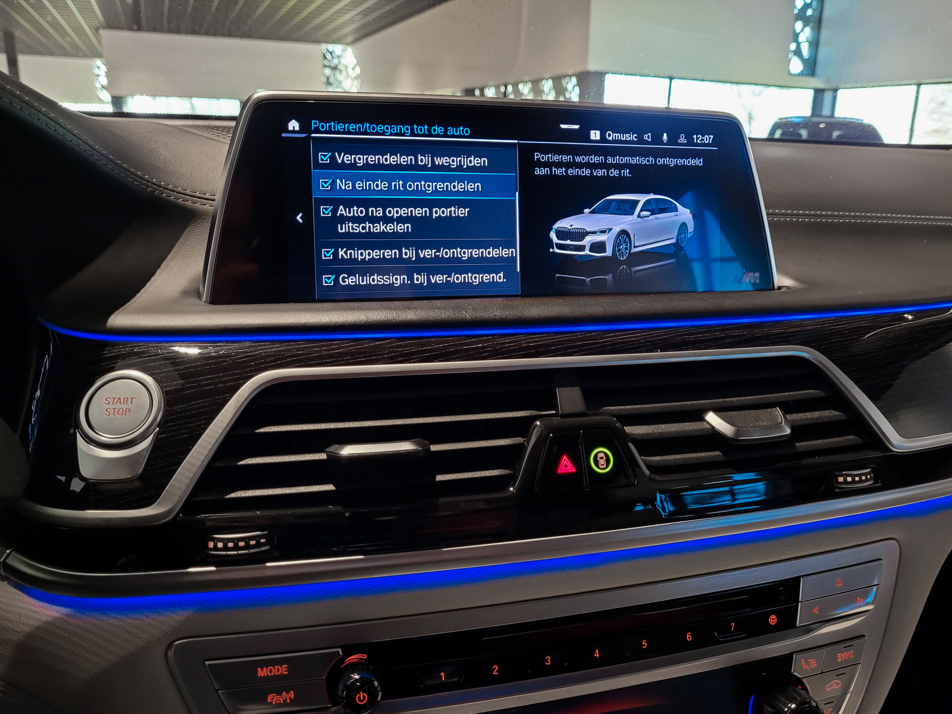 BMW 7 Serie 745Le xDrive M-Sport High Executive Lounge Seating | Klaptafels | B&W | 4*Massage | Laser | Sky Lounge Foto 33