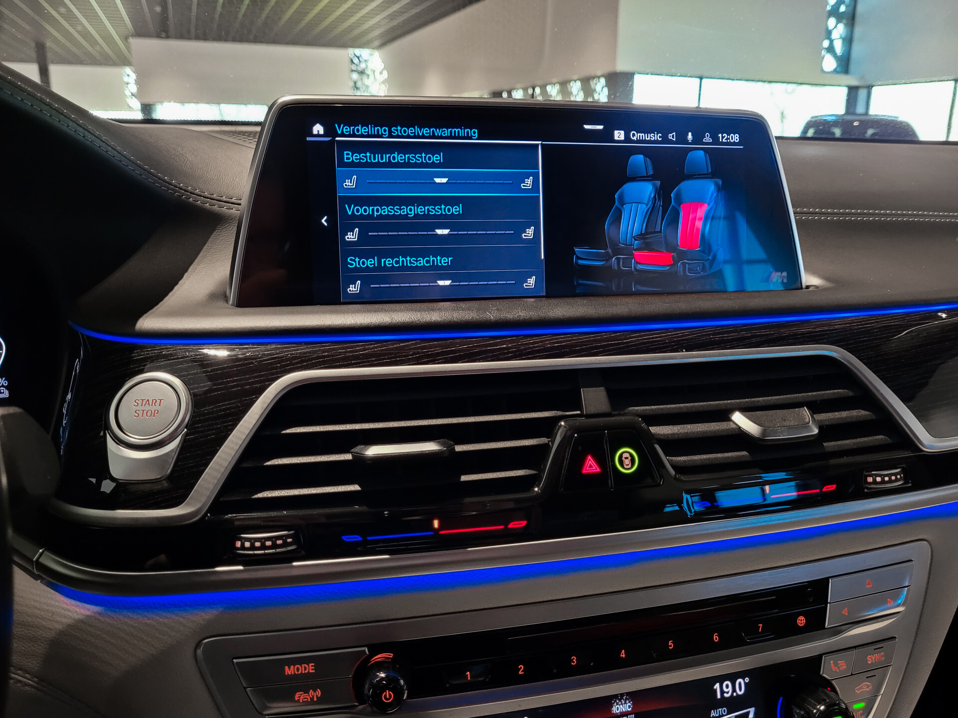 BMW 7 Serie 745Le xDrive M-Sport High Executive Lounge Seating | Klaptafels | B&W | 4*Massage | Laser | Sky Lounge Foto 39