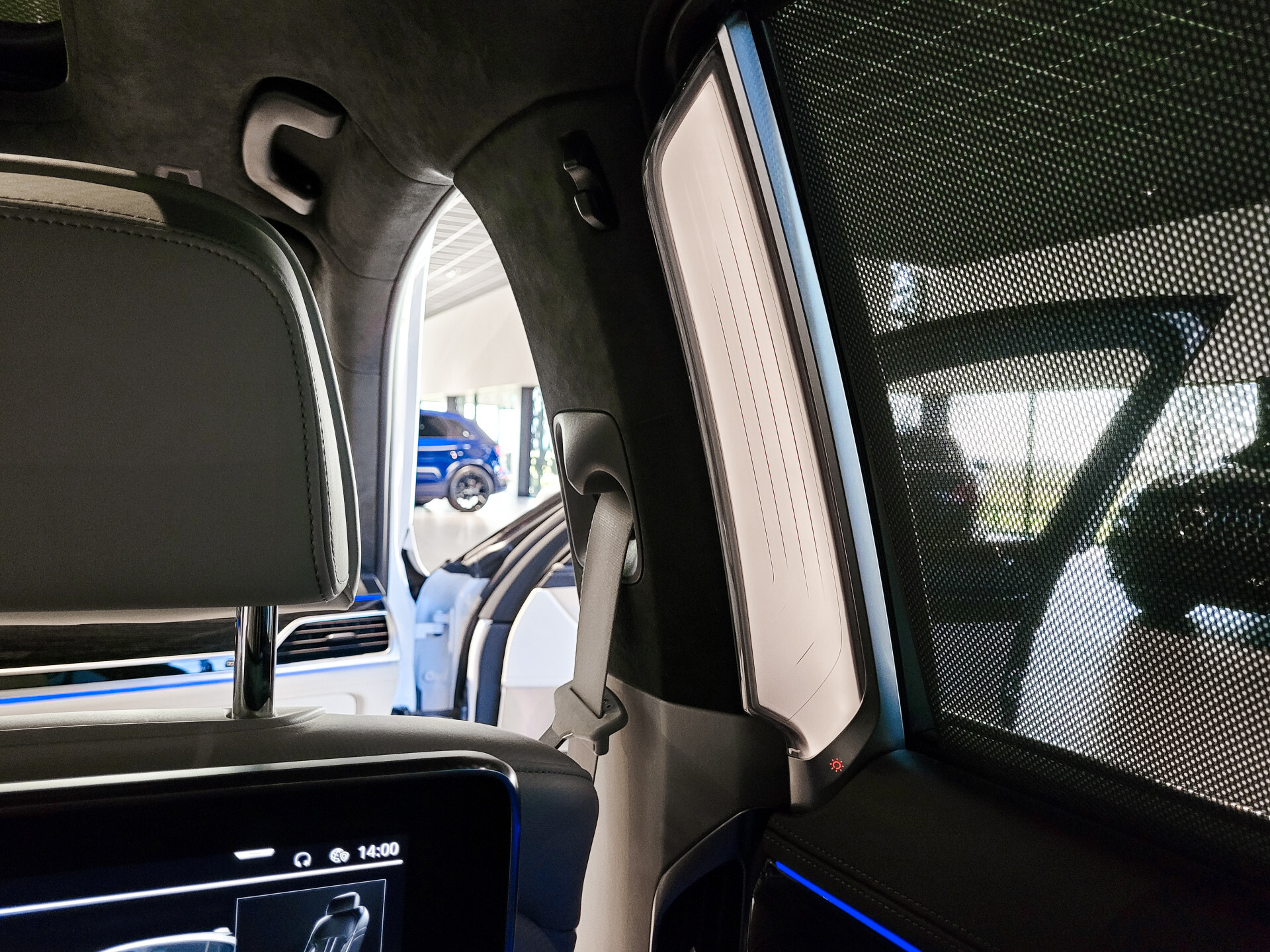 BMW 7 Serie 745Le xDrive M-Sport High Executive Lounge Seating | Klaptafels | B&W | 4*Massage | Laser | Sky Lounge Foto 48