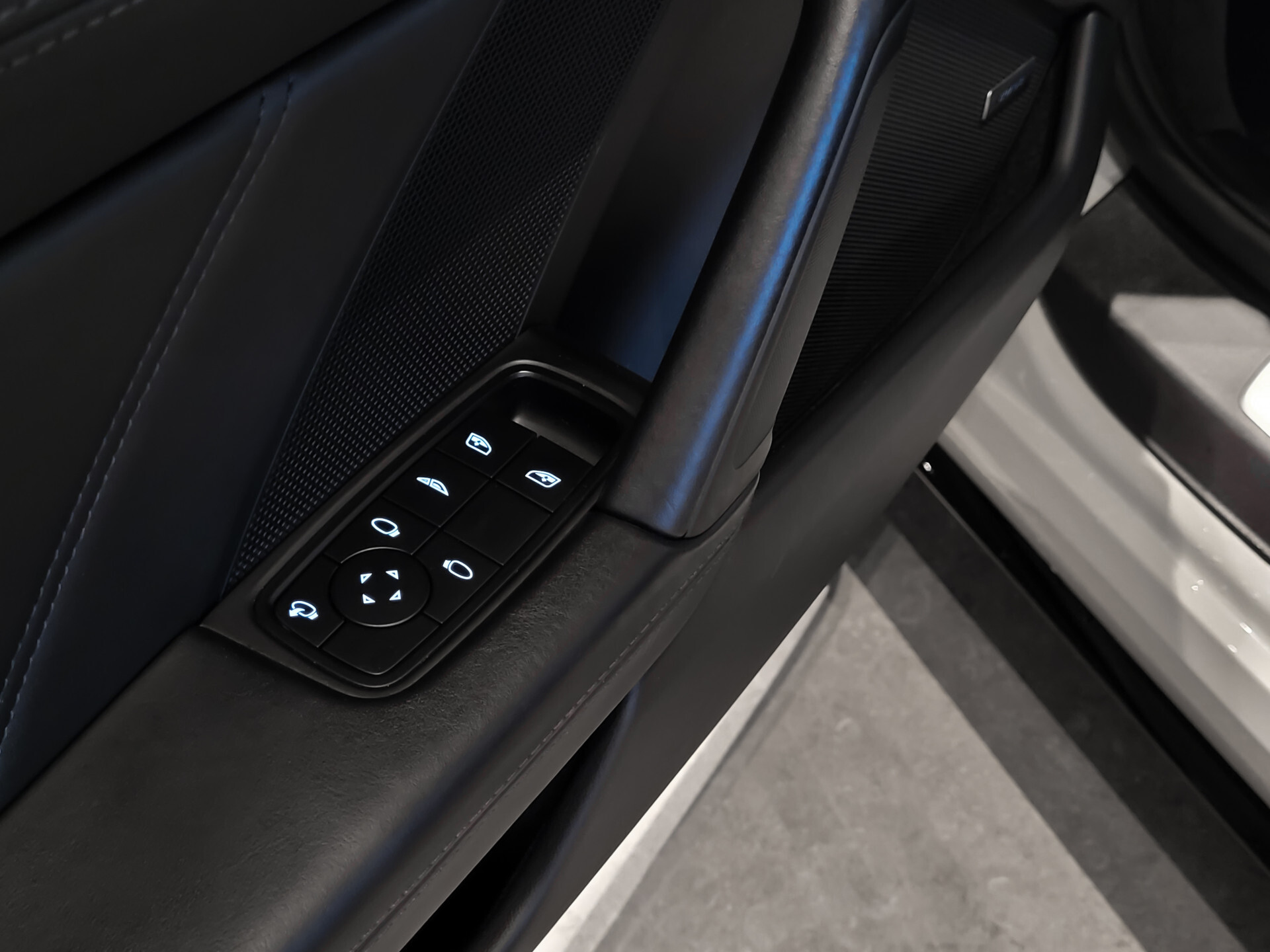 Porsche 911 Cabrio 3.8 Turbo S Aerokit | Ceramic | Lift | PP | Sportuitlaat | Stoelkoeling | Innodrive | Keyless | Krijt Foto 14